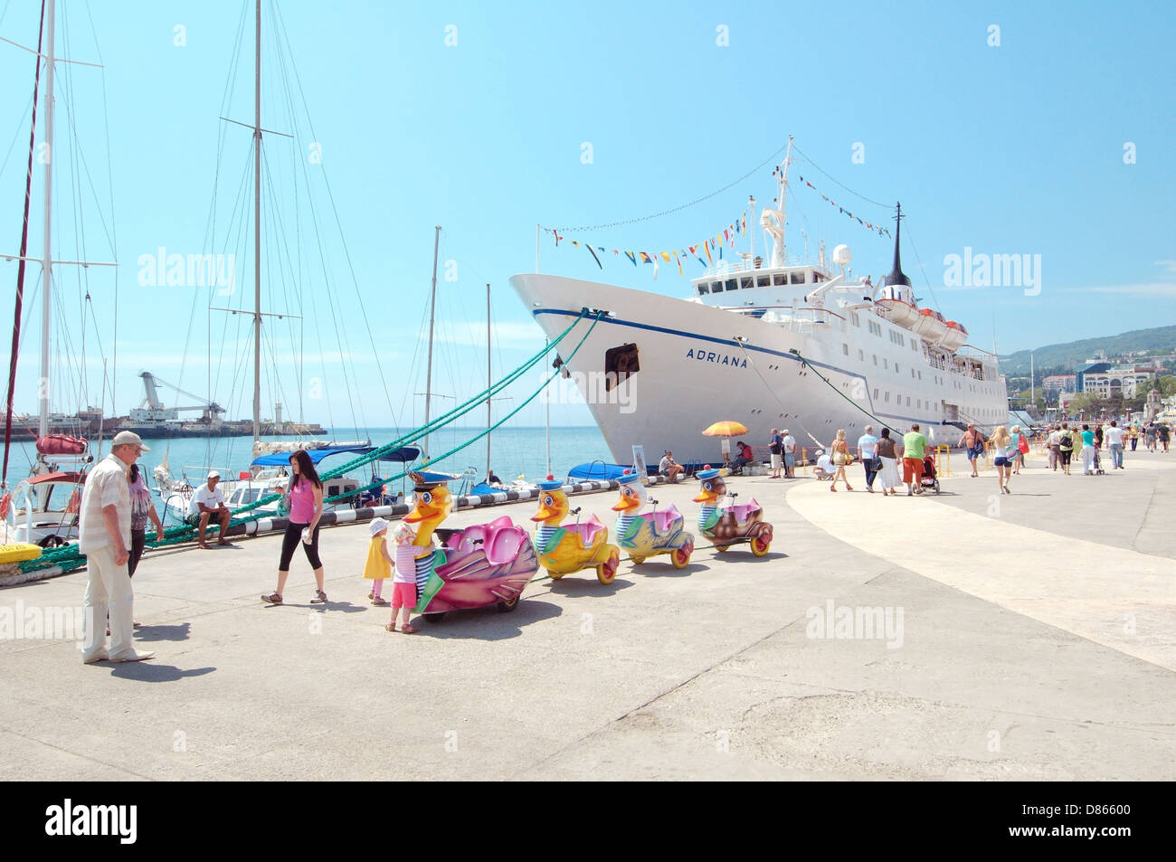 Seaport in Yalta, Crimea, Ukraine, Eastern Europe Stock Photo Alamy