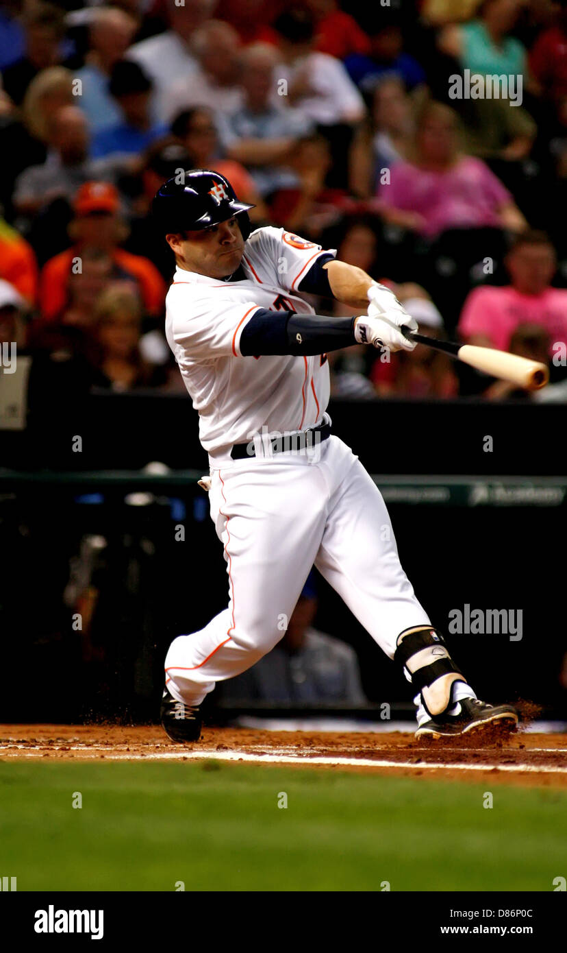 Houston, Texas, USA. 20th May 2013. Houston Astros infielder Jose Altuve  #27 swings at a pitch during the MLB baseball game between the Houston  Astros and the Kansas City Royals from Minute