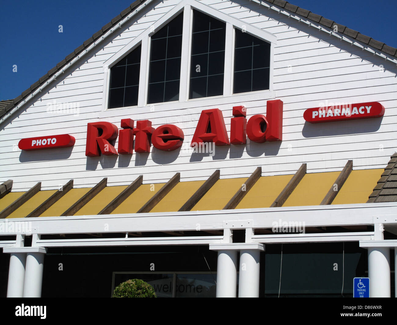 Drugstores Stock Photos & Drugstores Stock Images - Alamy