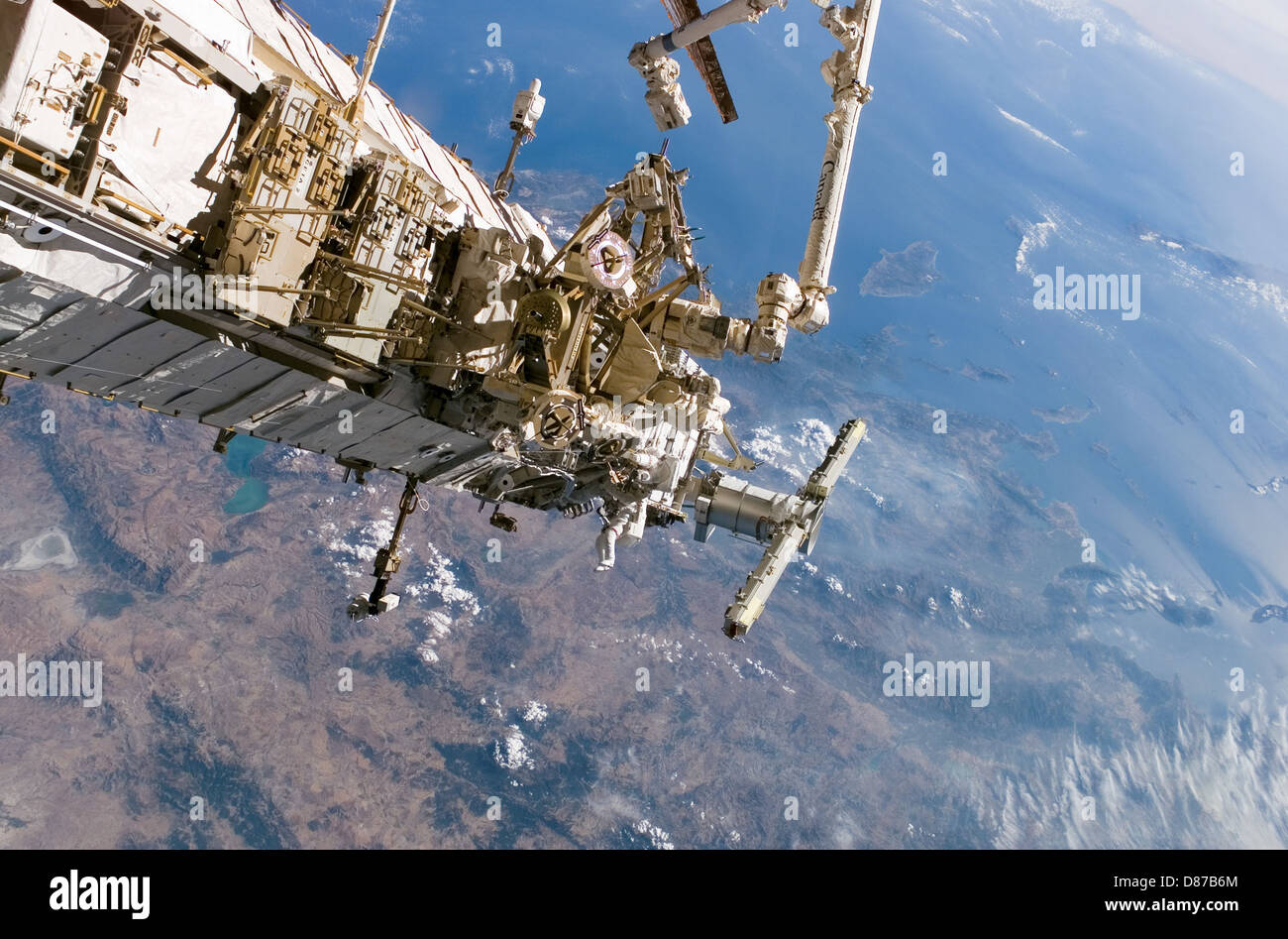 Sts 115 hi-res stock photography and images - Alamy