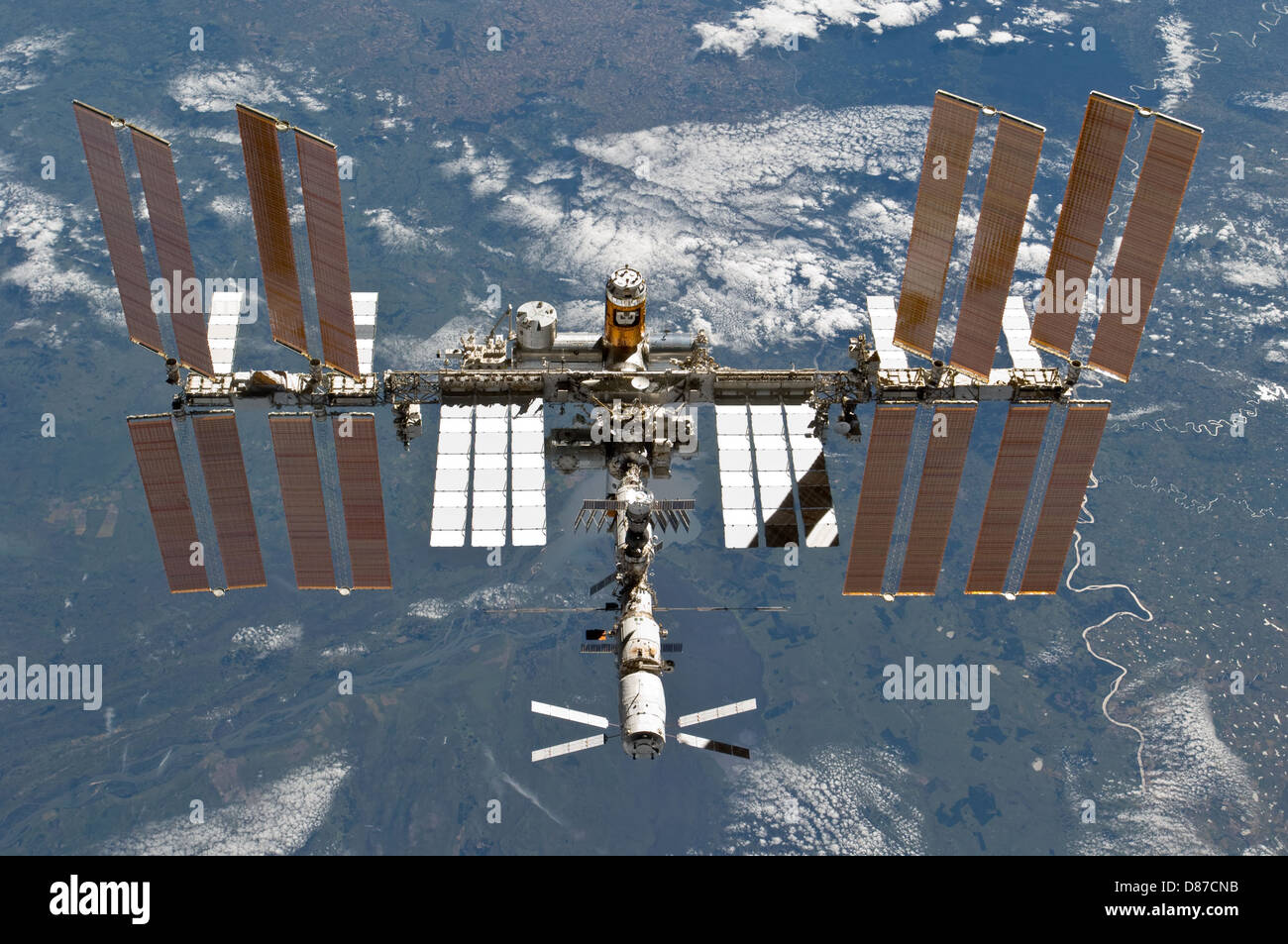 The Space Shuttle Atlantis undocks from the International Space Station ...