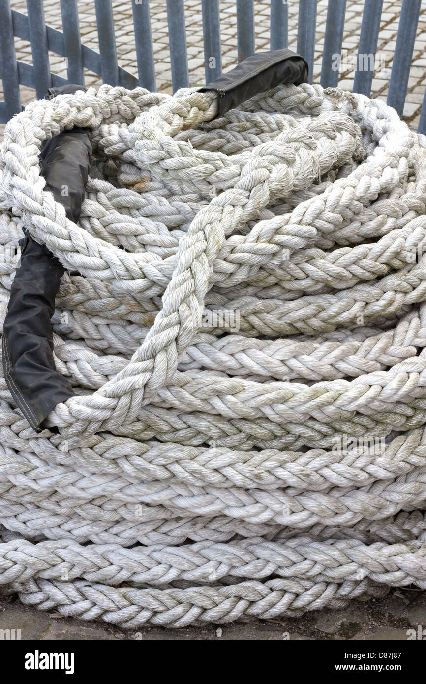 Nautical Mooring lines stowed at RSS Discovery. Discovery point Dundee Stock Photo
