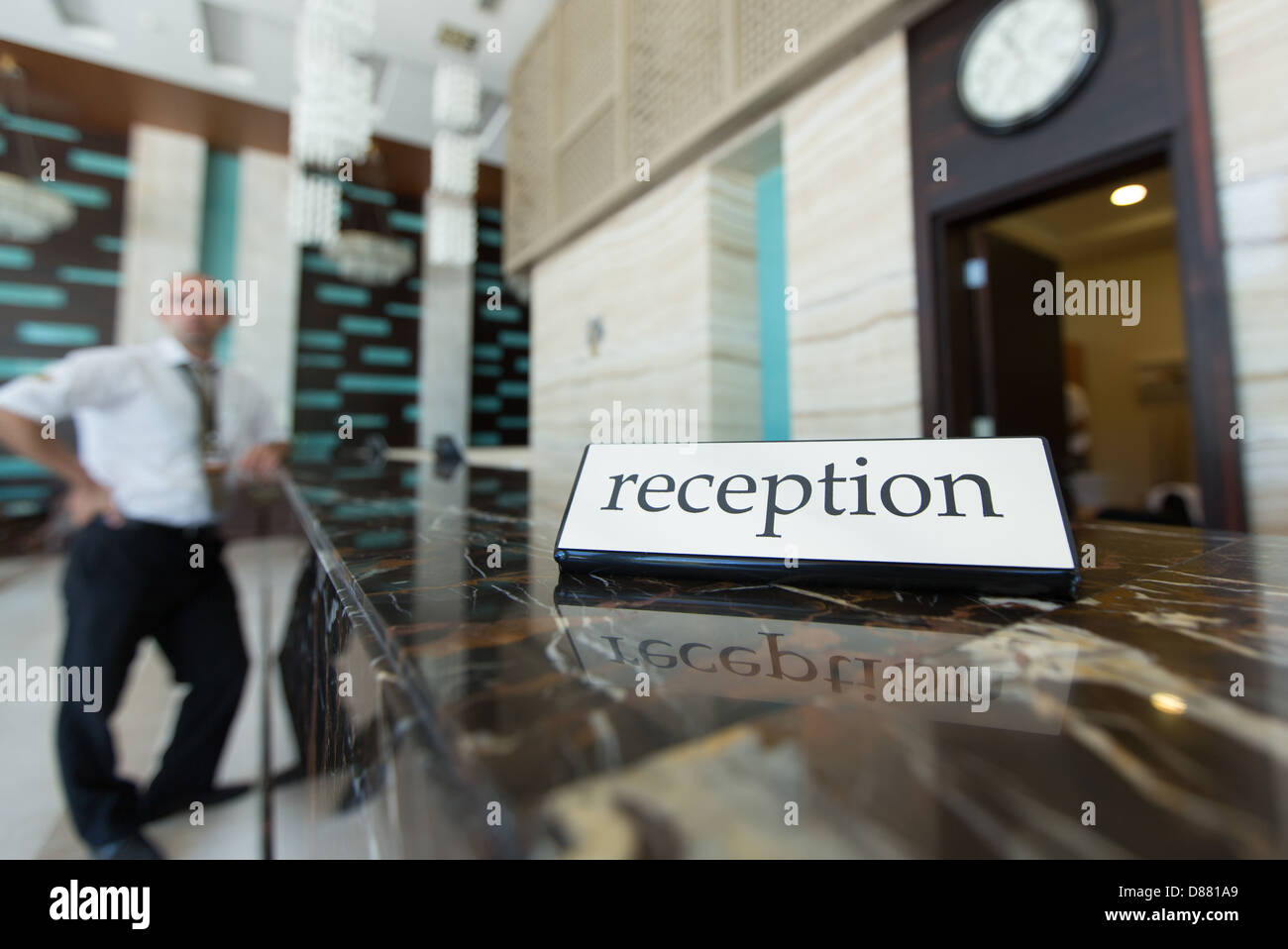 Hotel reception desk hi-res stock photography and images - Alamy
