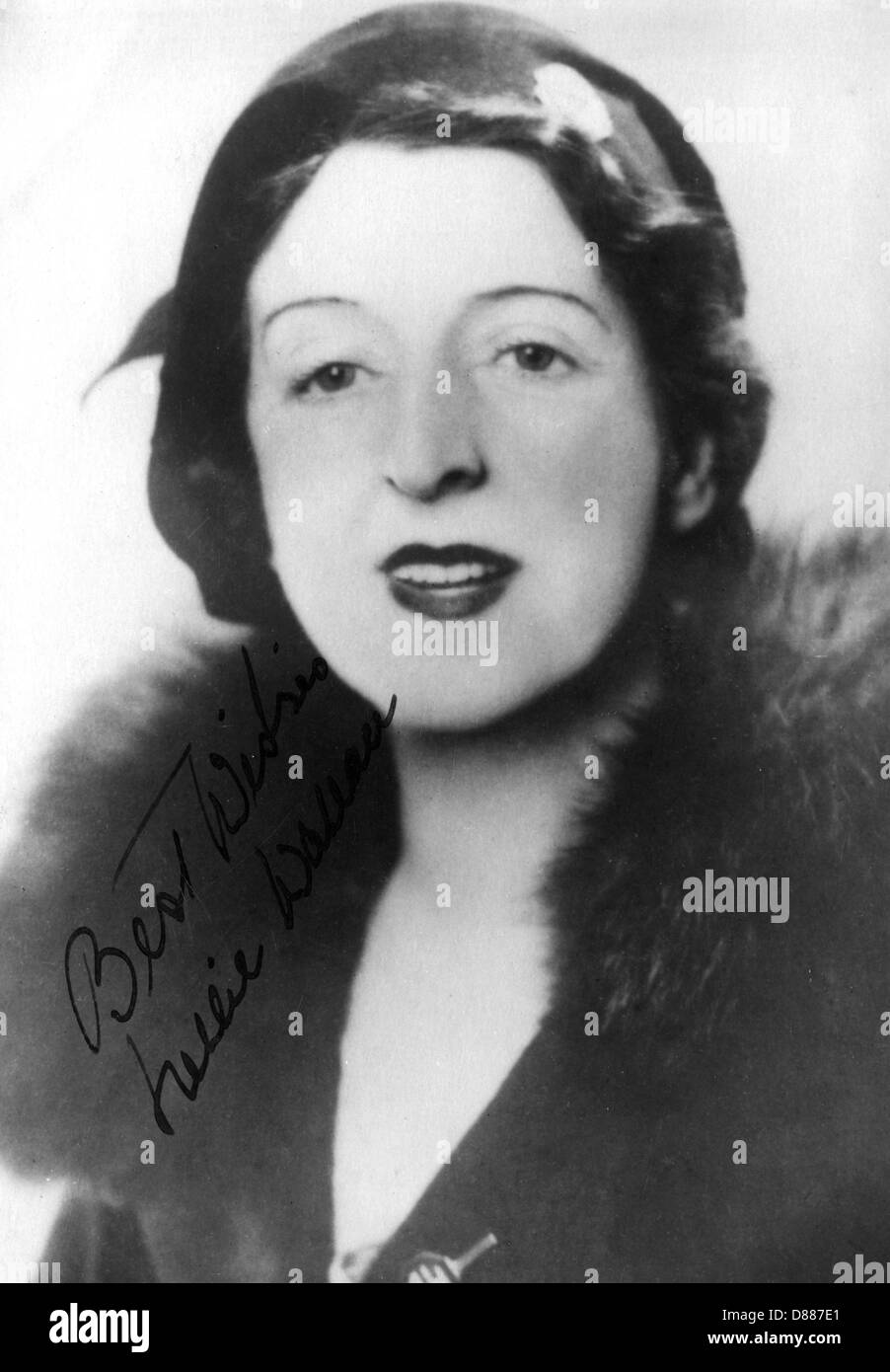 NELLIE WALLACE/SIGNED Stock Photo