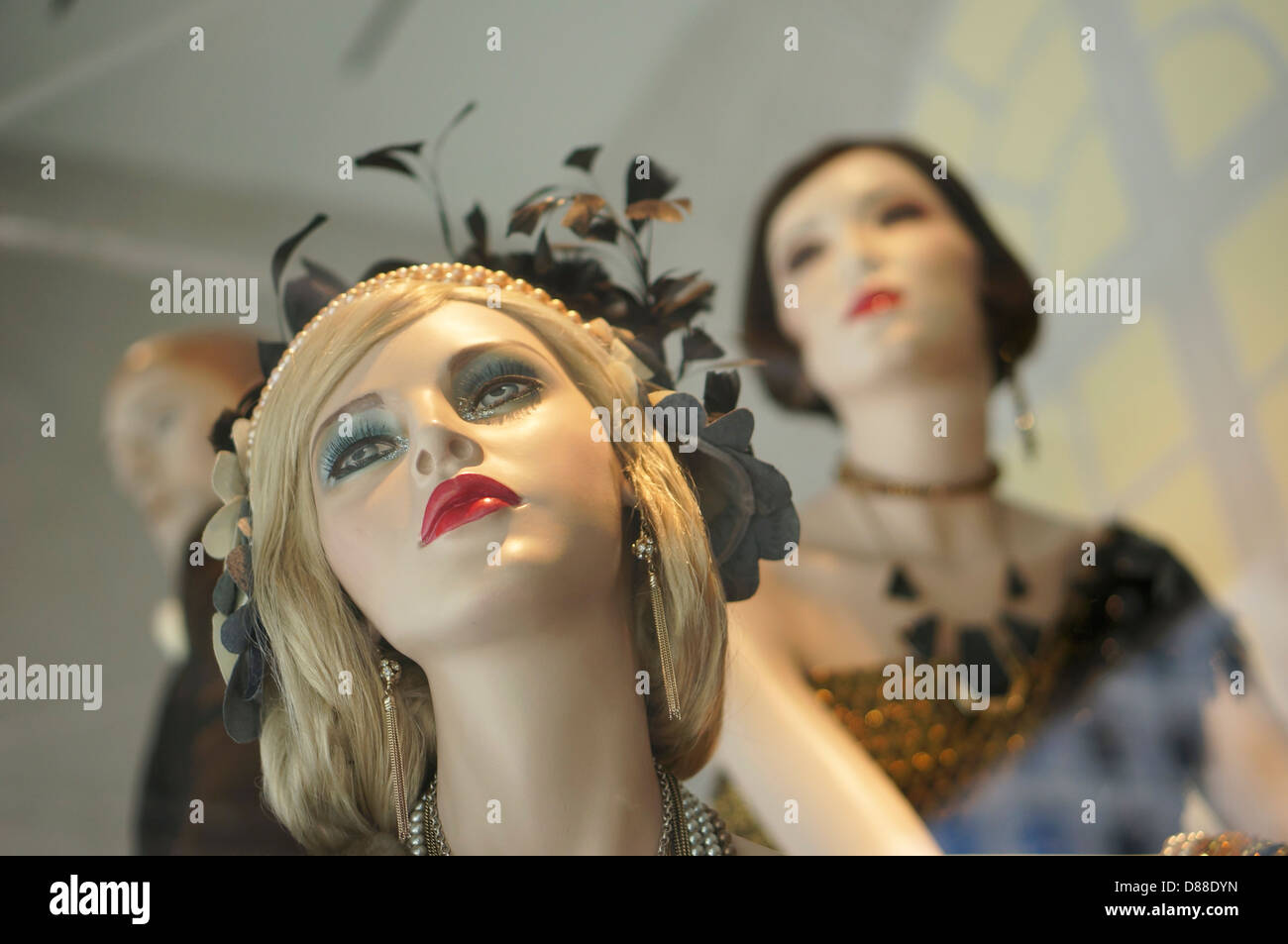 Mannequins in Shop window, in 1920s Fashions Stock Photo