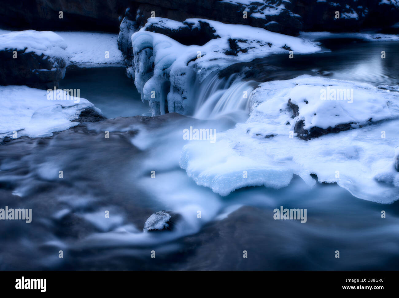 Elbow freeze hi-res stock photography and images - Alamy