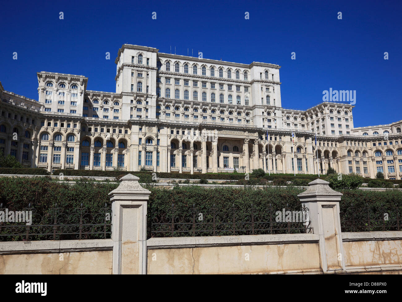 Largest secular building hi-res stock photography and images - Alamy