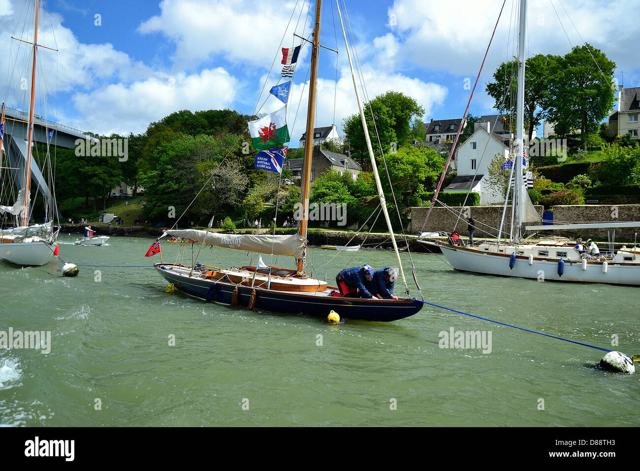 Dorothy : Thames rater, 1894, architect : Linton Hope, home port ...