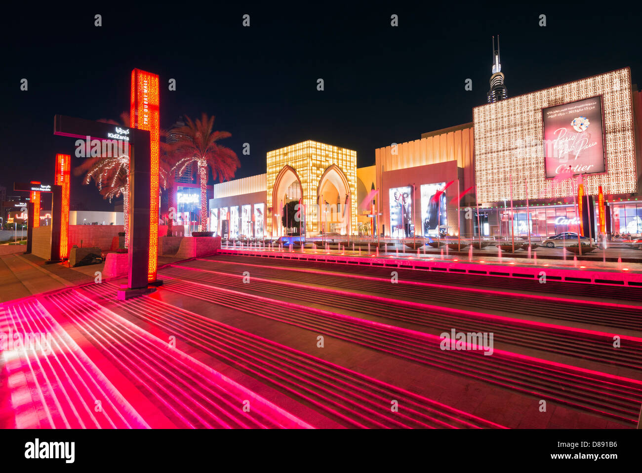 The dubai mall louis vuitton hi-res stock photography and images - Alamy