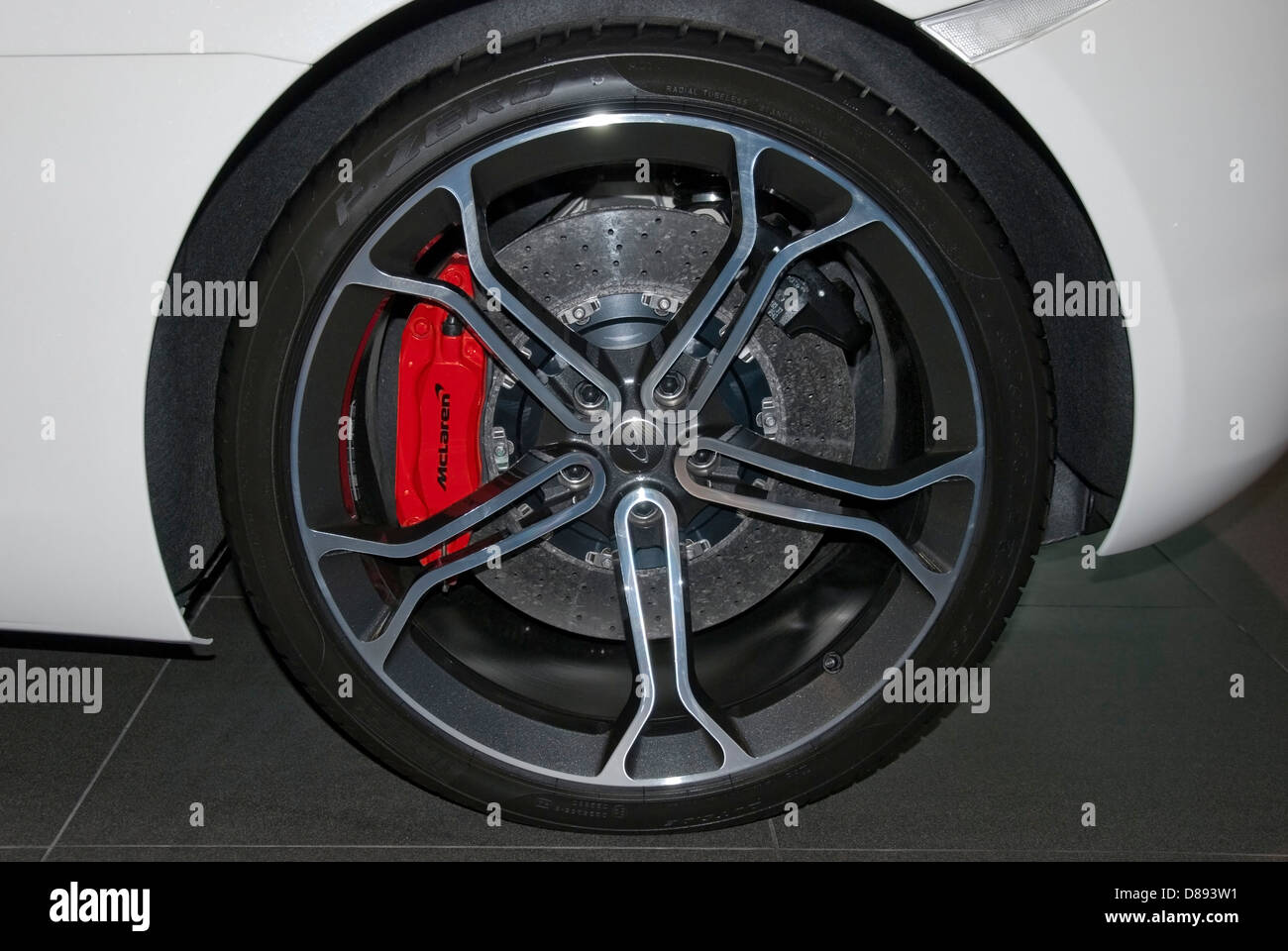 McLaren MP4 12C Five 5 Y Spoke Alloy Wheel Stock Photo
