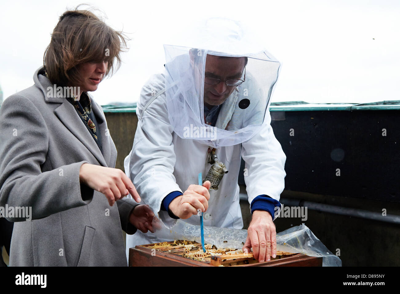 Berlin, Germany. 22nd May 2013. Beekeepers meets with Federal Minister Ilse Aigner on the roof of the Berliner Dom in Berlin and they introduced a new bee App.On Picture: Agriculture minister Ilse aigner and beekeepers Uwe Marth together on the rooftop of the Berlin cathedral with the bee colony Credit:  Reynaldo Chaib Paganelli / Alamy Live News Stock Photo