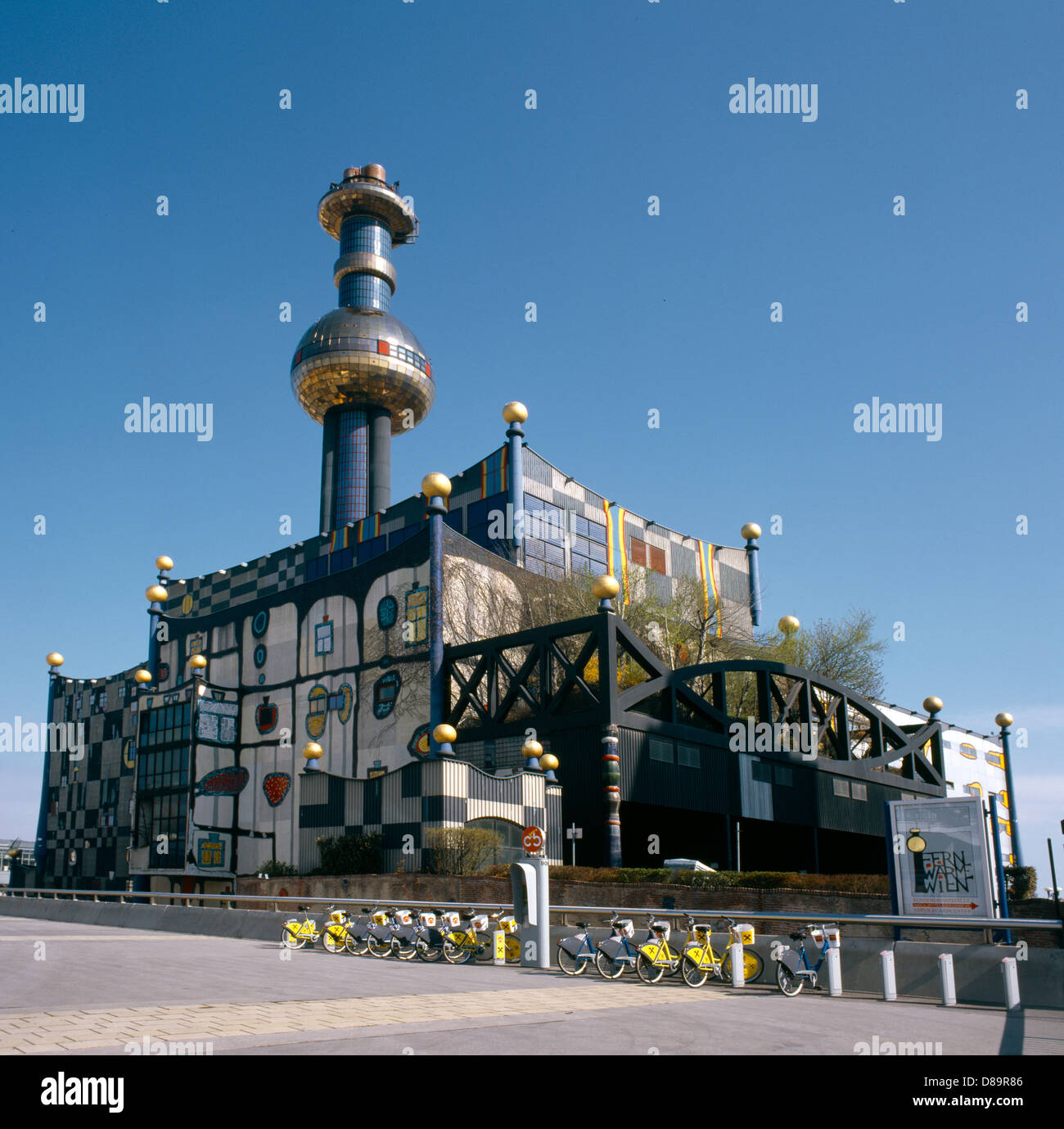 hundertwasser district heating plant spittelau vienna austria Stock Photo -  Alamy
