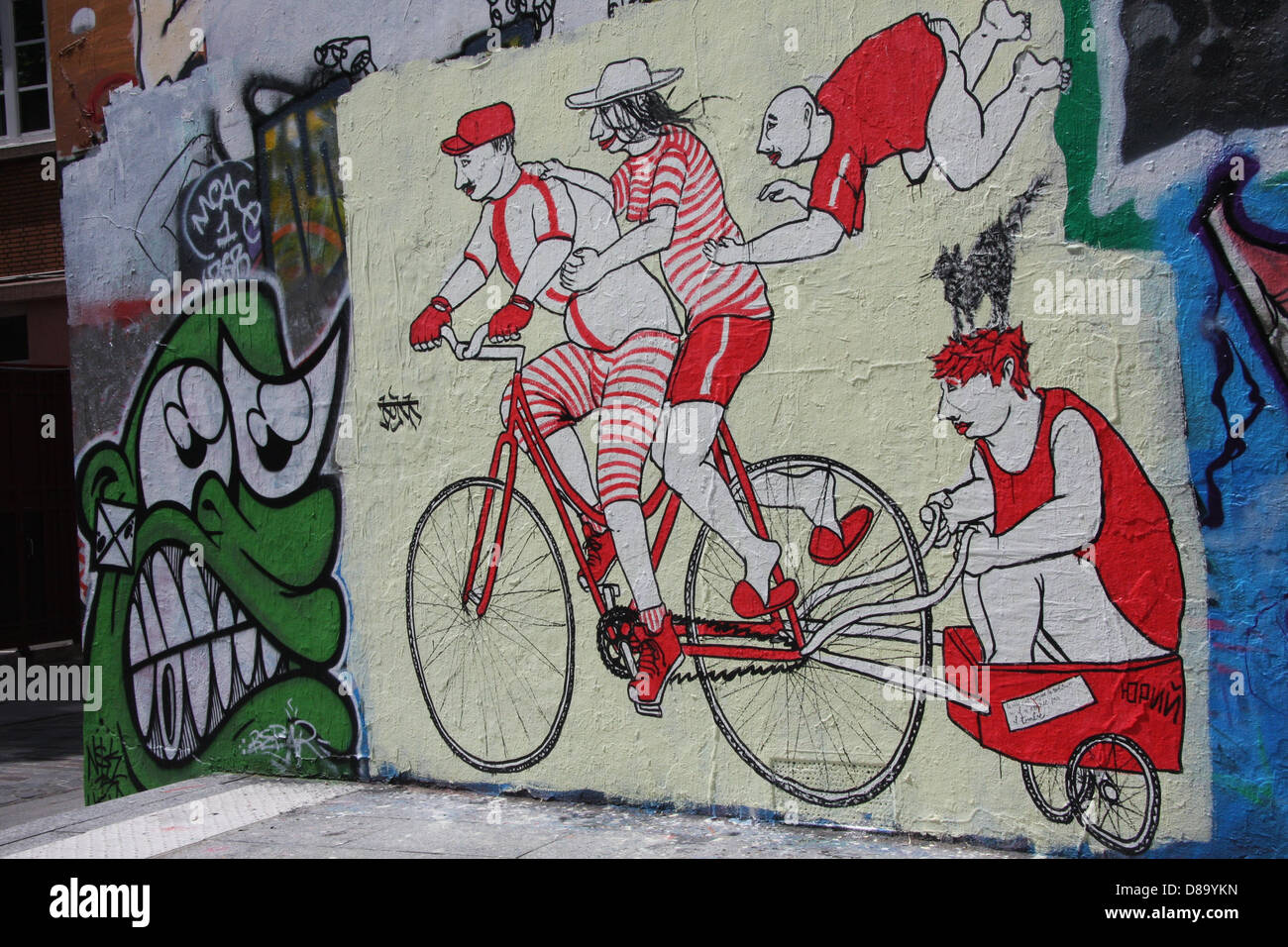 Street Art in Paris Stock Photo Alamy