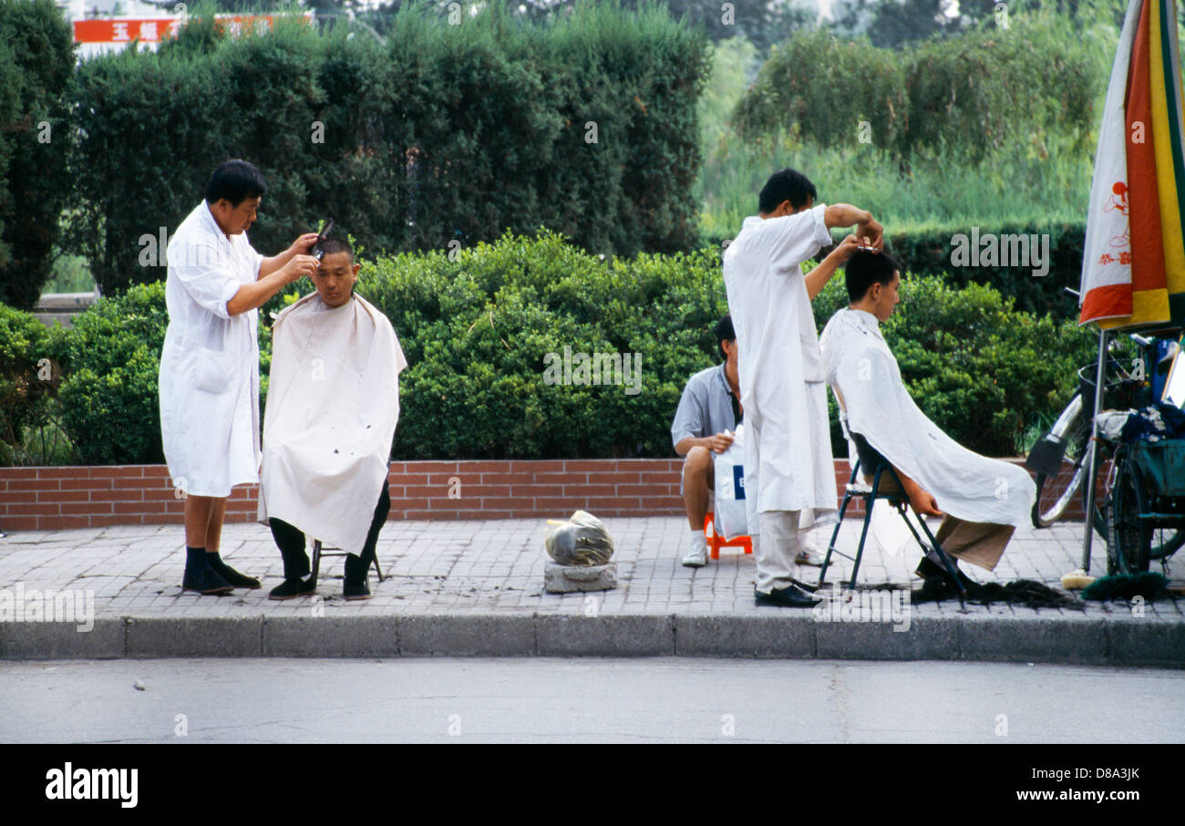 street hairdressers beijing china Stock Photo 56770747 - Alamy