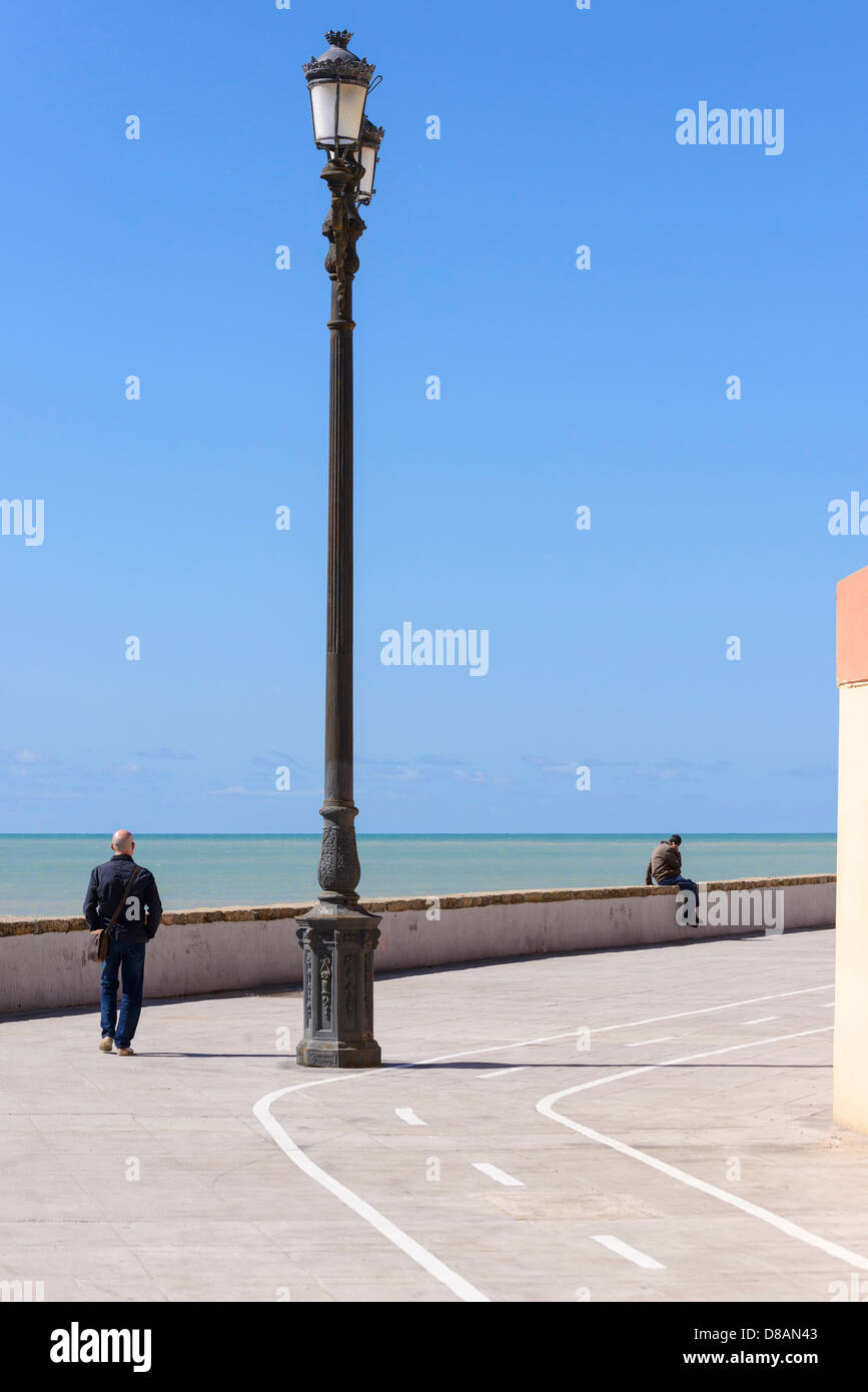 Seafront promenade with cycle path, Cadiz, Andalusia, Spain Stock Photo
