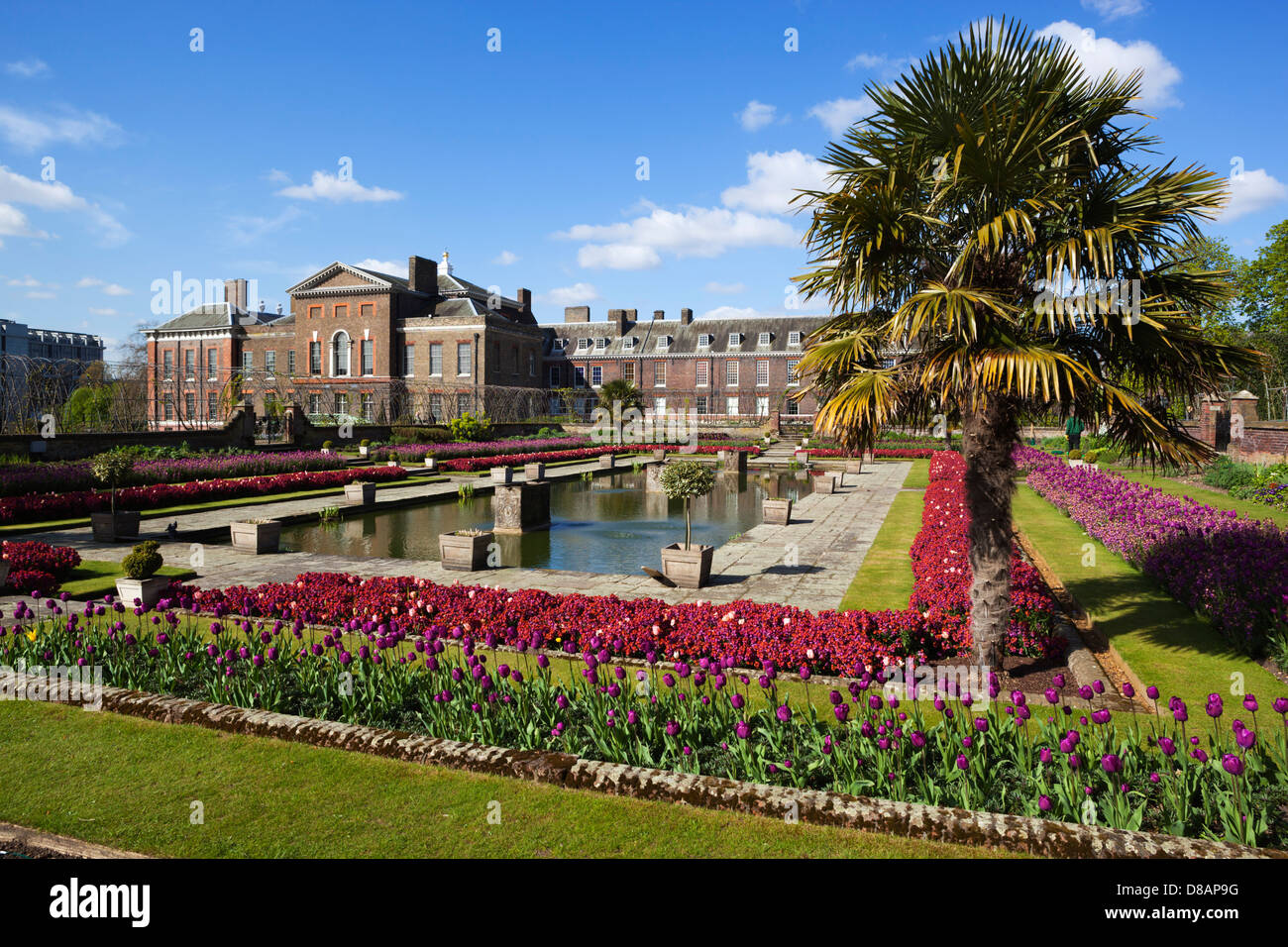 Kensington Palace Gardens Stock Photos & Kensington Palace Gardens