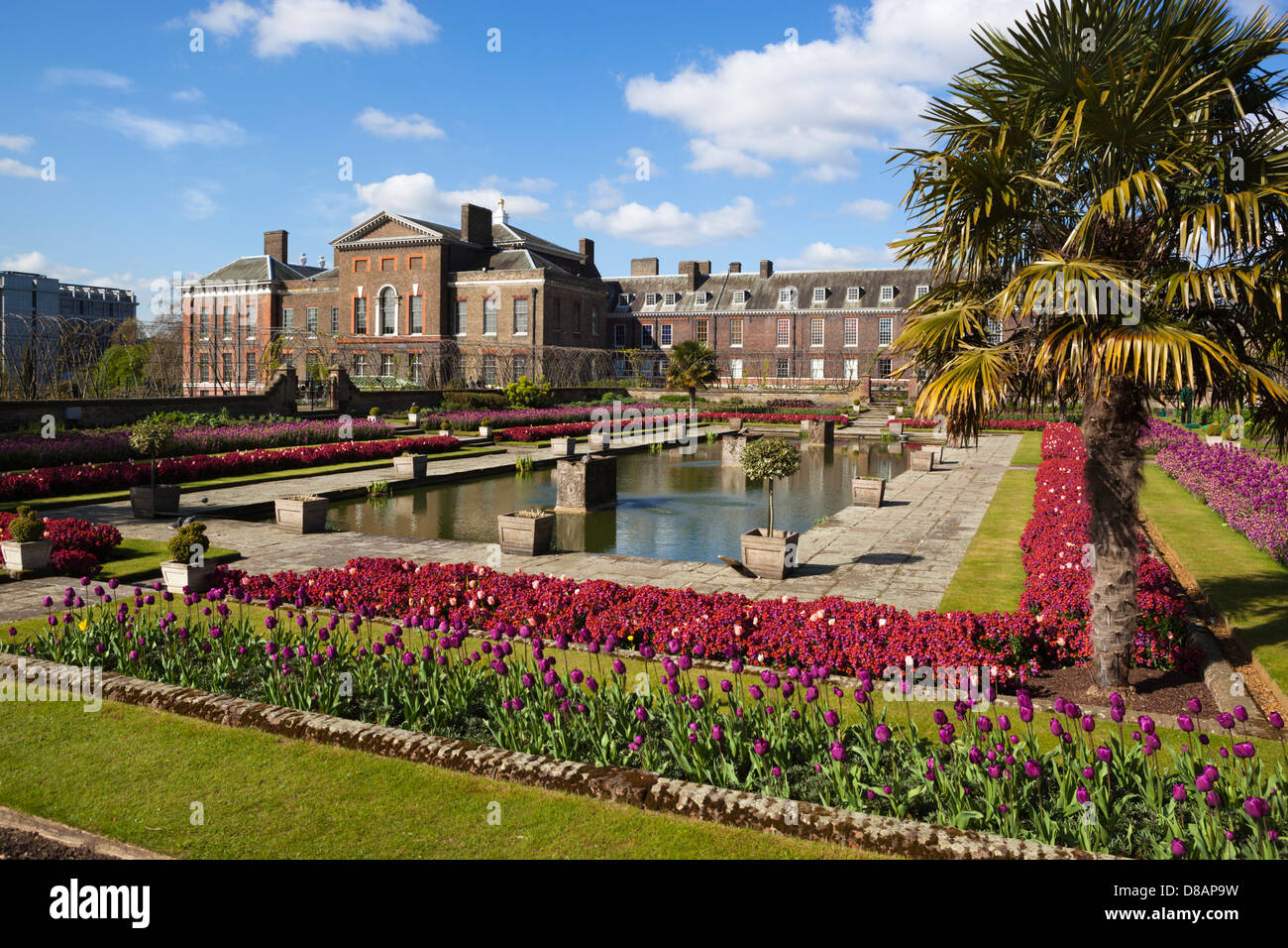 Kensington palace gardens hires stock photography and images Alamy