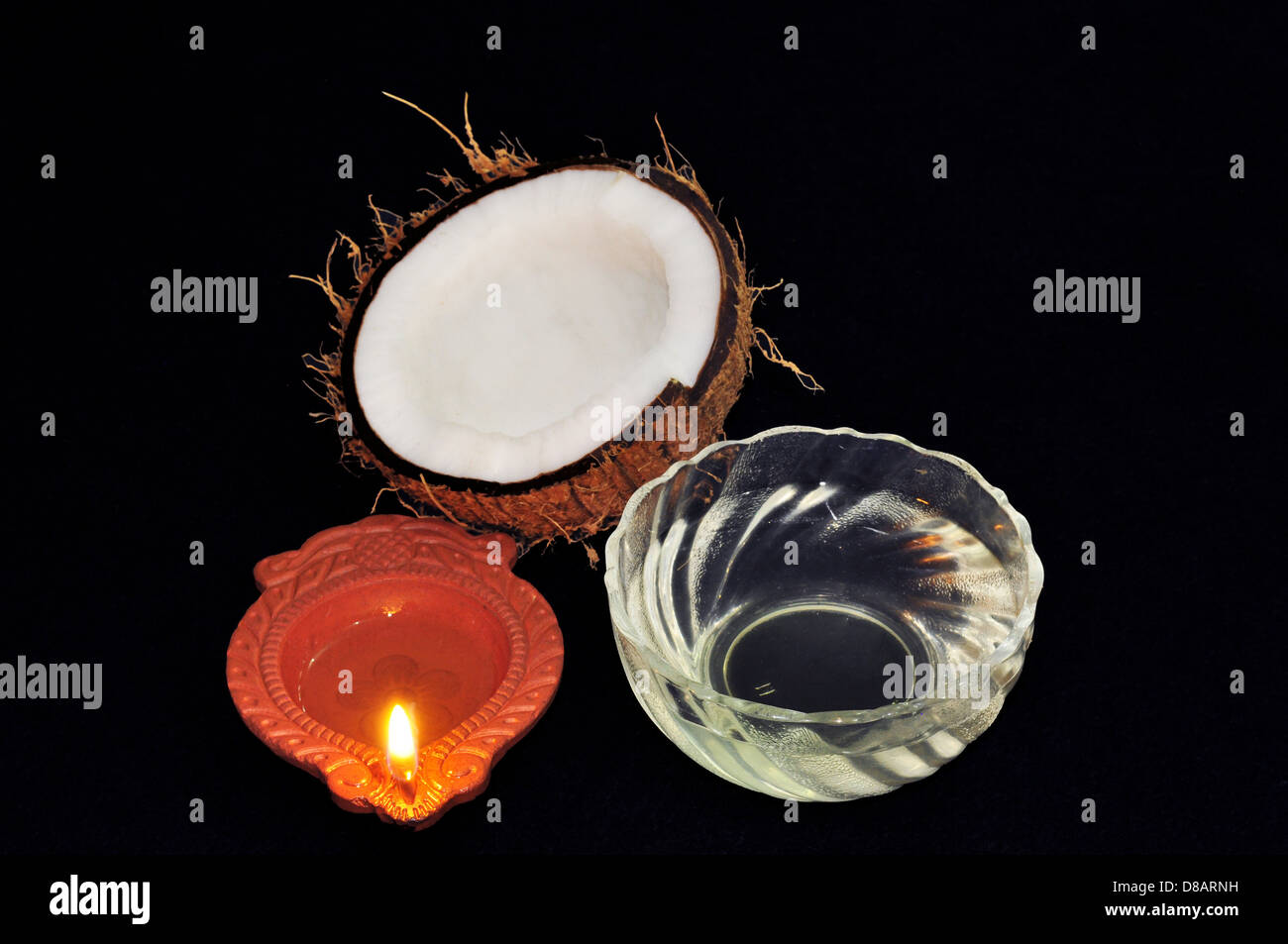 Coconut oil lamp hires stock photography and images Alamy