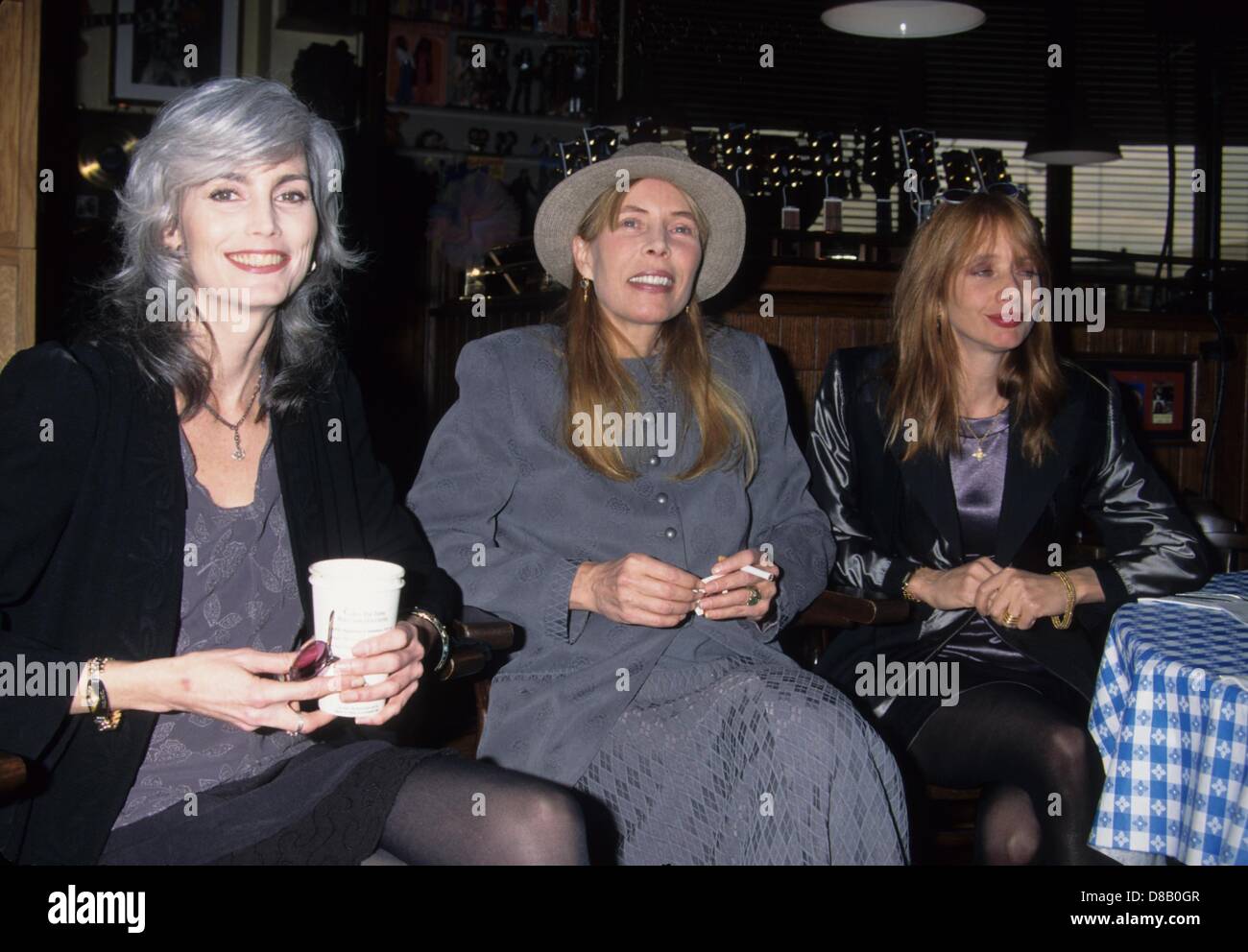 EMMYLOU HARRIS  with Joni Mitchell and Rosanna Arquette at the Gibson Guitar Awards , Hard Rock Cafe in Los Angeles , Ca. 1996.l4067lr.(Credit Image: © Lisa Rose/Globe Photos/ZUMAPRESS.com) Stock Photo