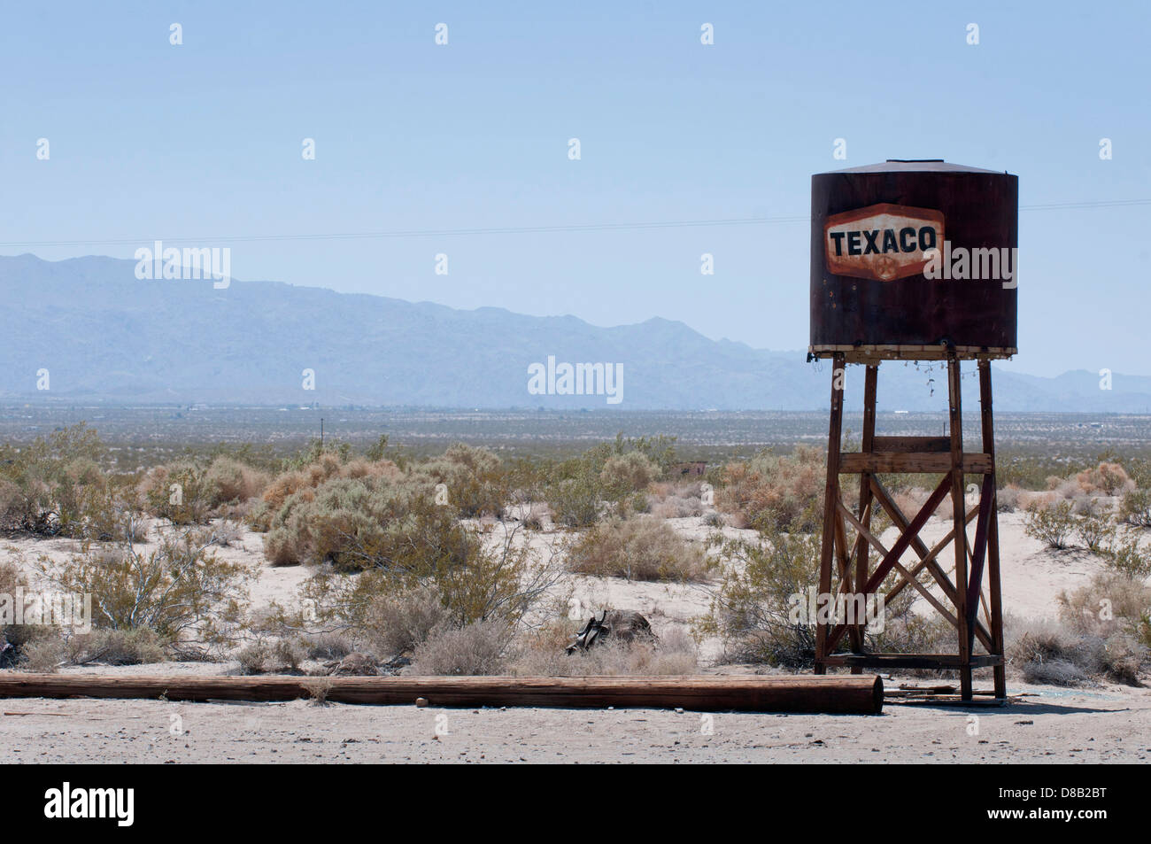 On the road in the Mojave Desert, near Amboy, California, USA Stock Photo