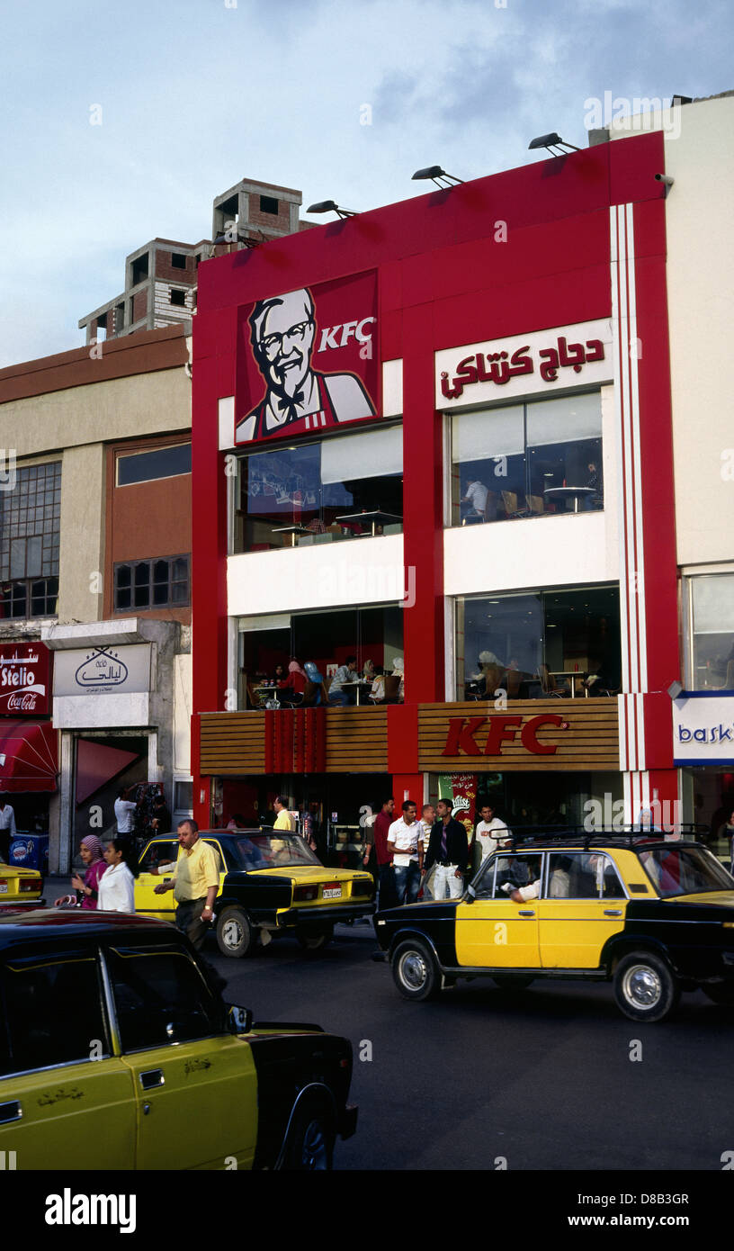 Kentucky Fried Chicken at Midan Ramleh (Ramleh Square) in Egyptian Alexandria. Stock Photo