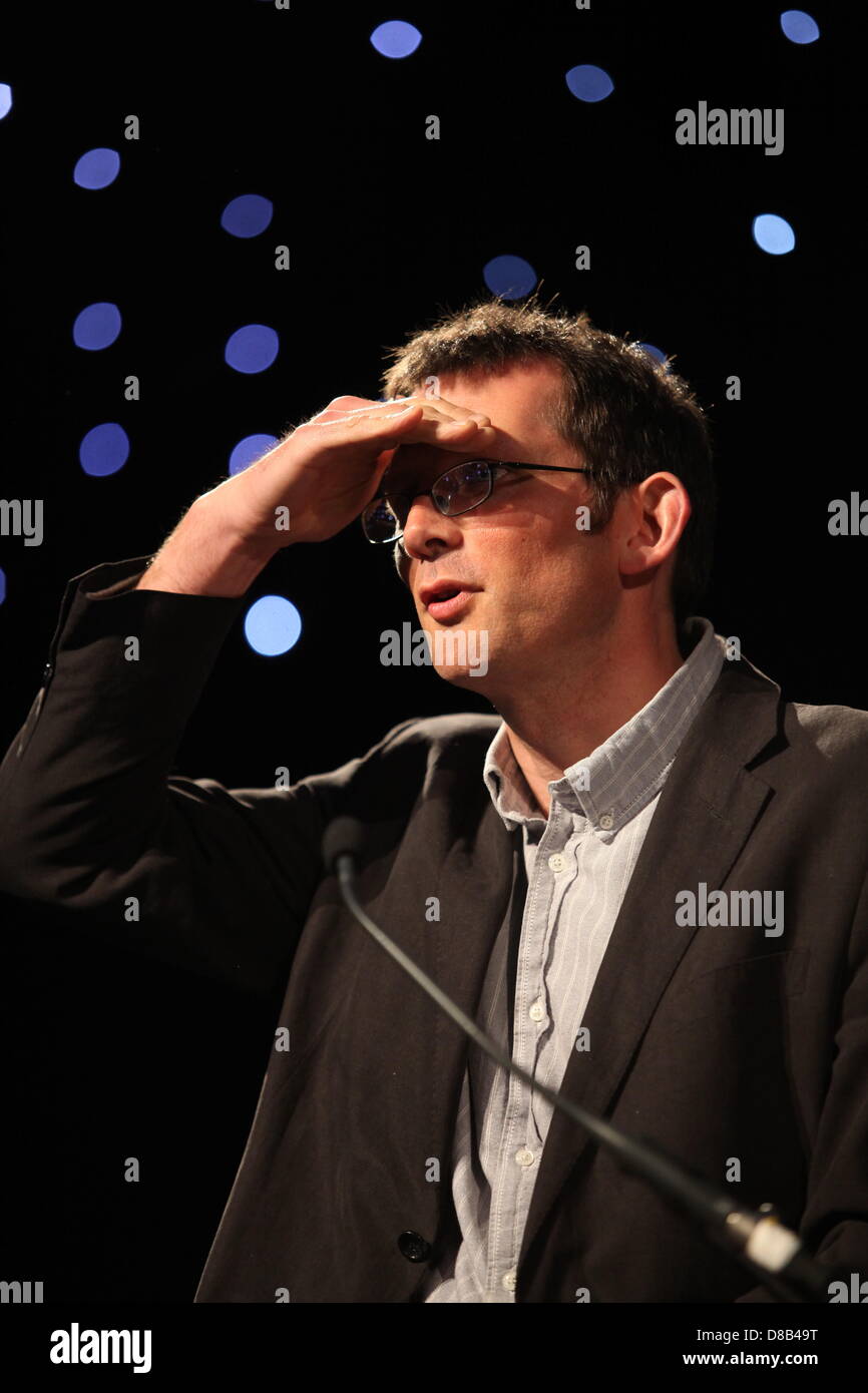 Hay on Wye, Powys, Wales, UK. 23rd May 2013.  Rob Hopkins speaks at Hay festival.   Rob Hopkins co founder of the Transition Movement, environmental activist and author from Totnes speaks at The Hay Festival.   Picture by: Ben Wyeth/Alamy Live News Stock Photo