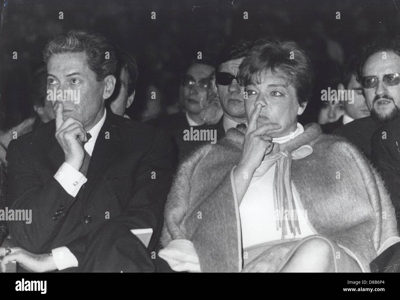 SIMONE SIGNORET Yves Montano.(Credit Image: © P.I.P/Globe Photos ...