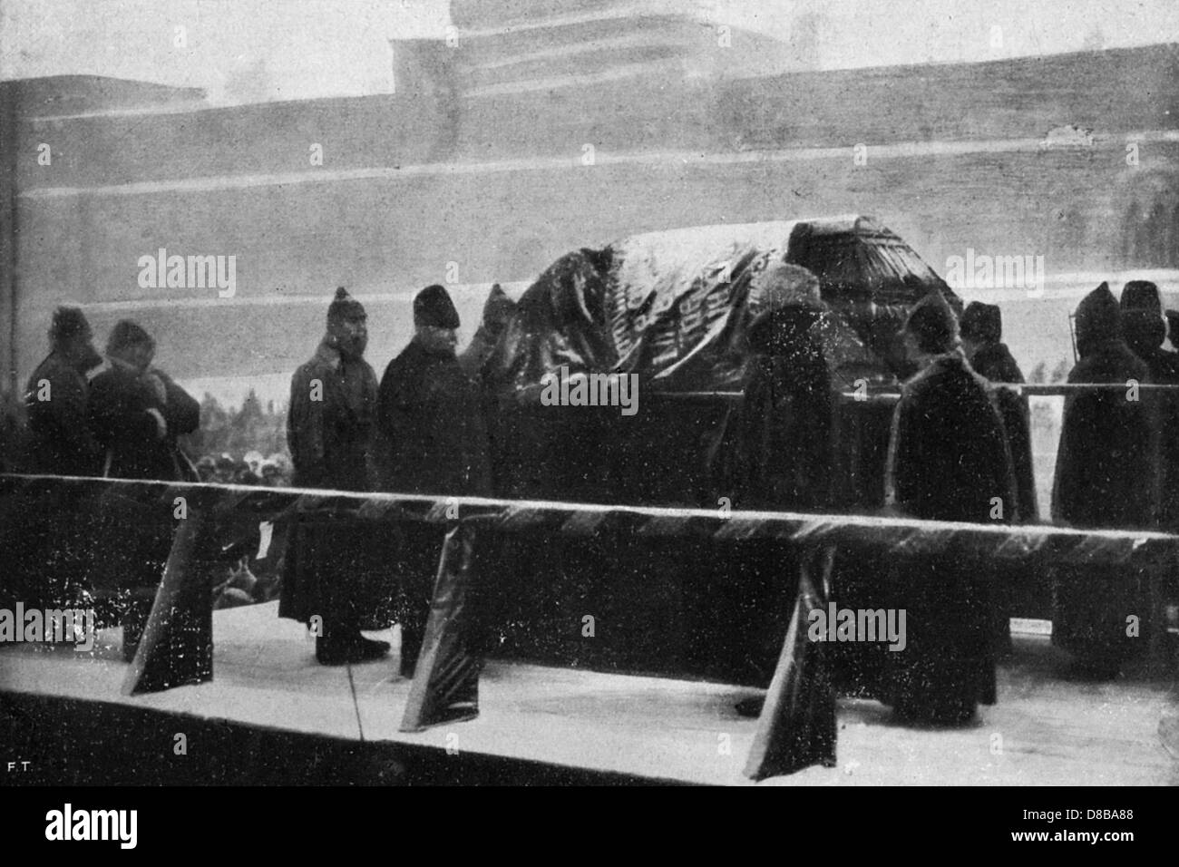 LENIN'S BODY IN MOSCOW Stock Photo - Alamy