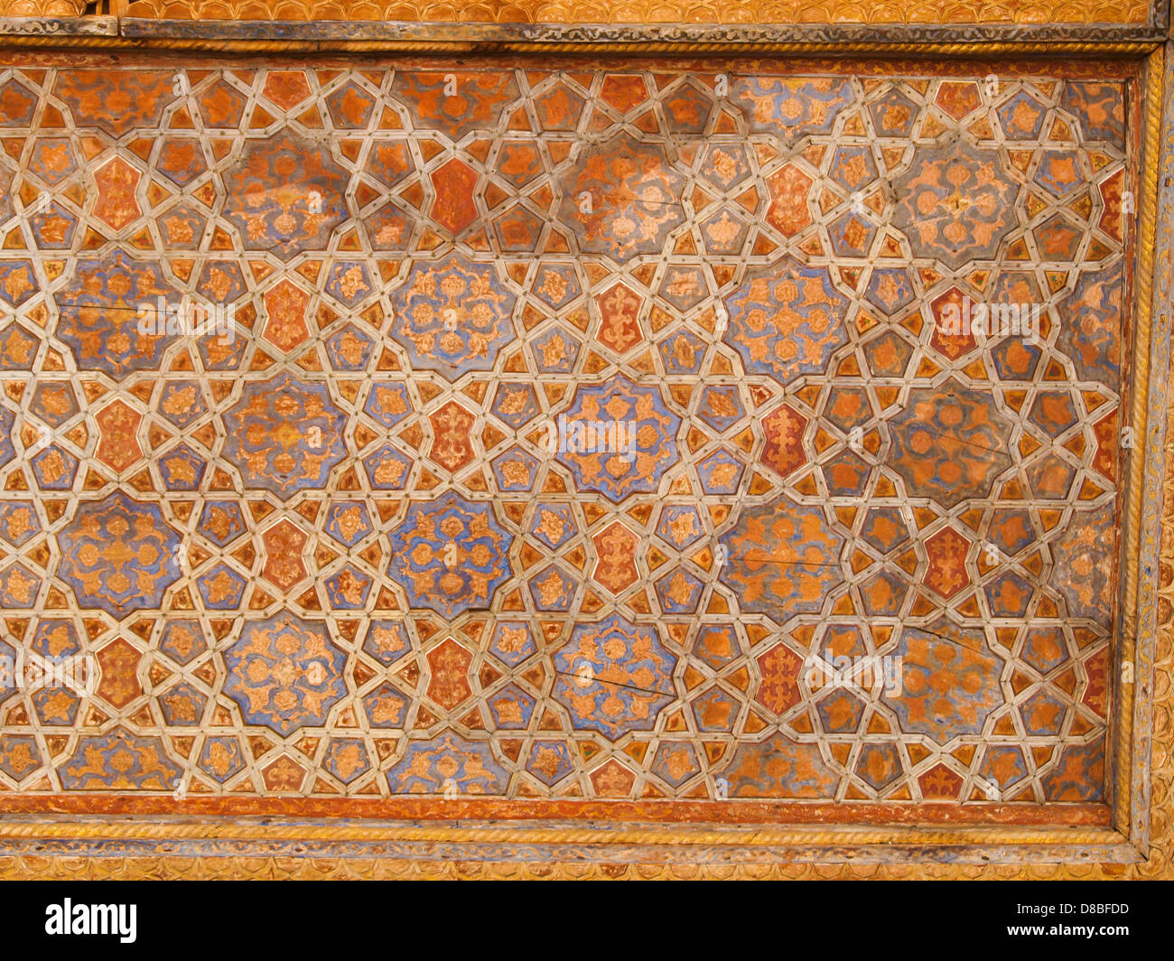 Islamic pattern on wooden ceiling decoration in Chehel Sotoun (Sotoon) Palace built by Shah Abbas II, Isfahan, Iran Stock Photo