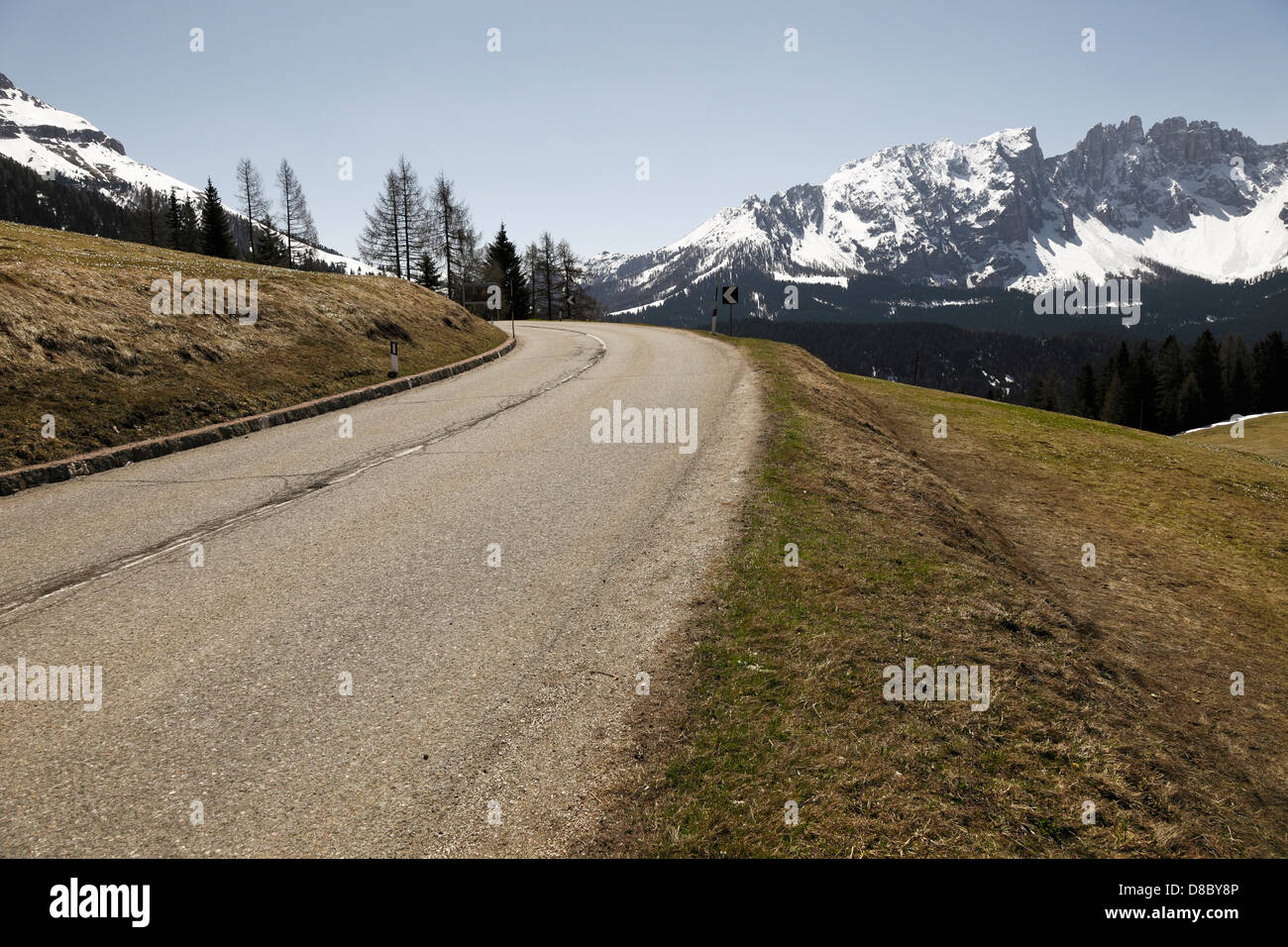 The road that leads to the 'mountain pass Nigra', South Tyrol Stock Photo