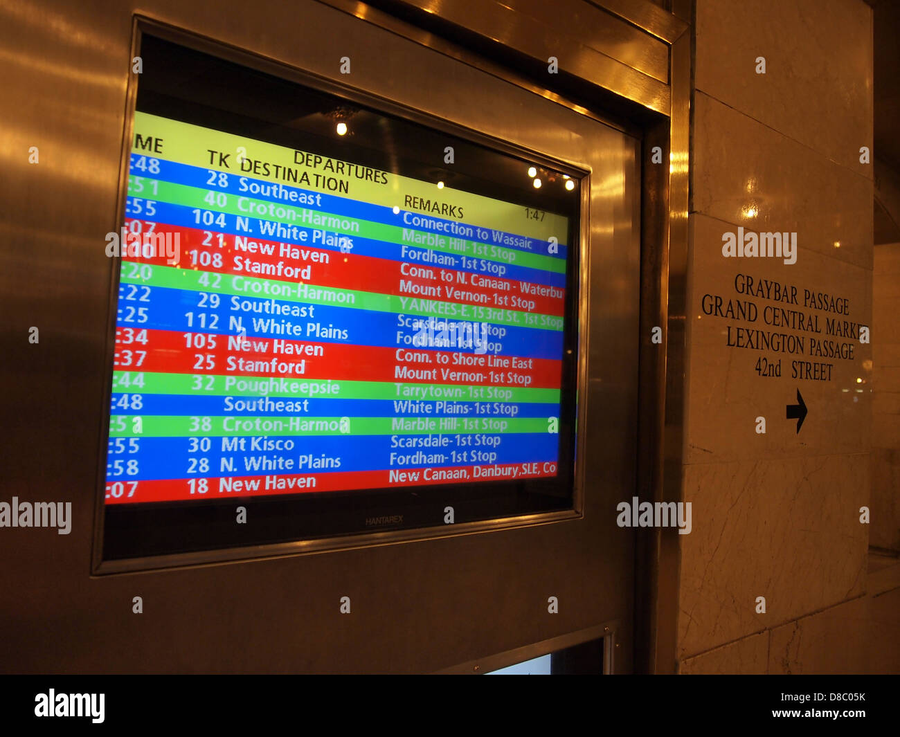 Train Monitor at Grand Central Station New York Stock Photo - Alamy