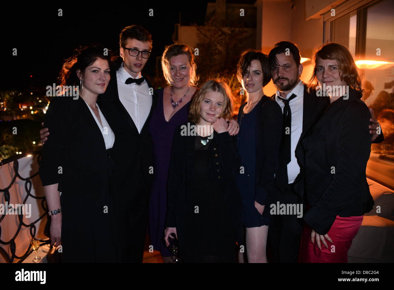 Cannes, France. 23rd May 2013. Verena Graefe Hoeft, Verena Graefe Hoeft, Julius Feldmeier, Swantje Kohlhof, Annika Kuhl, Sascha Alexander Gersak, Katharina Dufners, Katrin Gebbe  attends the exclusive Party Tore tanzt at the 66 Cannes Film Festival,  in Cannes , France, at May 23rd, 2013. Credit:  dpa picture alliance / Alamy Live News Stock Photo