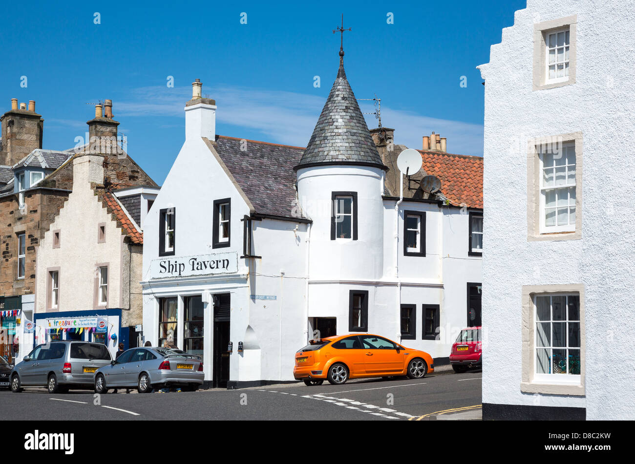Great Britain, Scotland, Fife area, Anstruther, the traditional Ship Tavern in the village