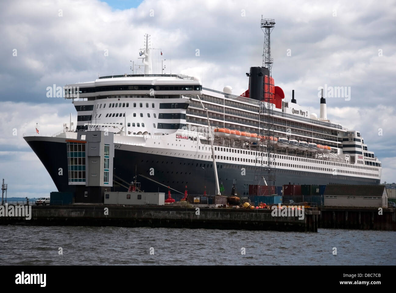 Cunard Line's Queen Mary 2 Transatlantic Ocean Liner Stock Photo
