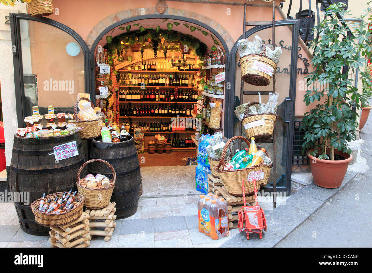 Italy, Sicily, Taormina, shop, delicatessen, Stock Photo