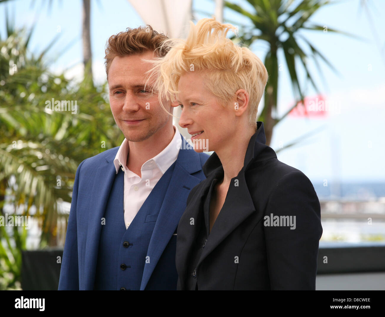 Actress Tilda Swinton And Actor Tom Hiddleston At Only Lovers Left Alive Photocall Cannes Film Festival On Saturday 26th May May 13 Stock Photo Alamy Actress Tilda Swinton And Actor Tom Hiddleston At Only Lovers Left Alive Photocall Cannes Film Festival On Saturday 26th May May 13 Stock Photo Alamy