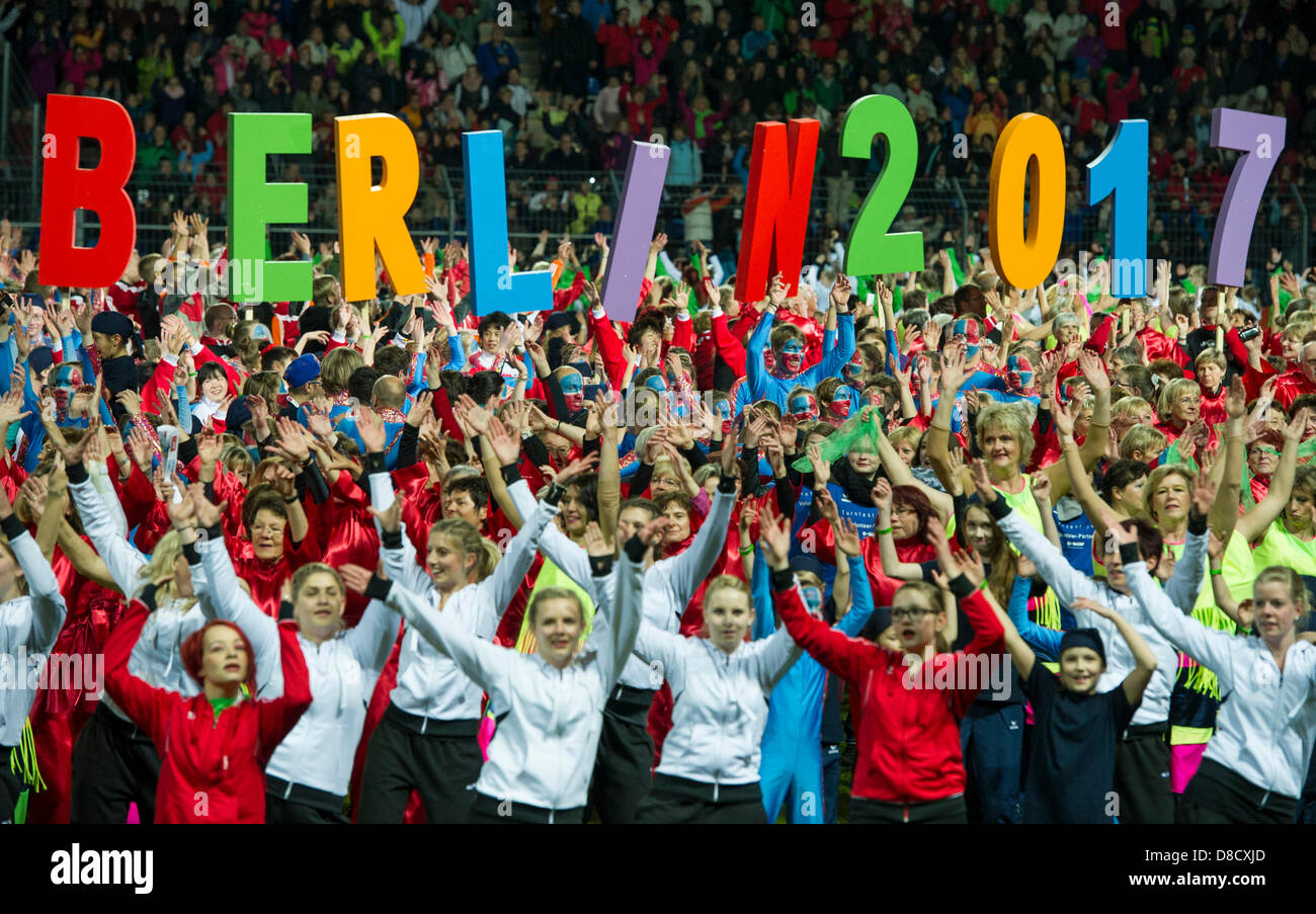 Participants Lettering Cheering crowd during may hi-res stock photography and images - Alamy