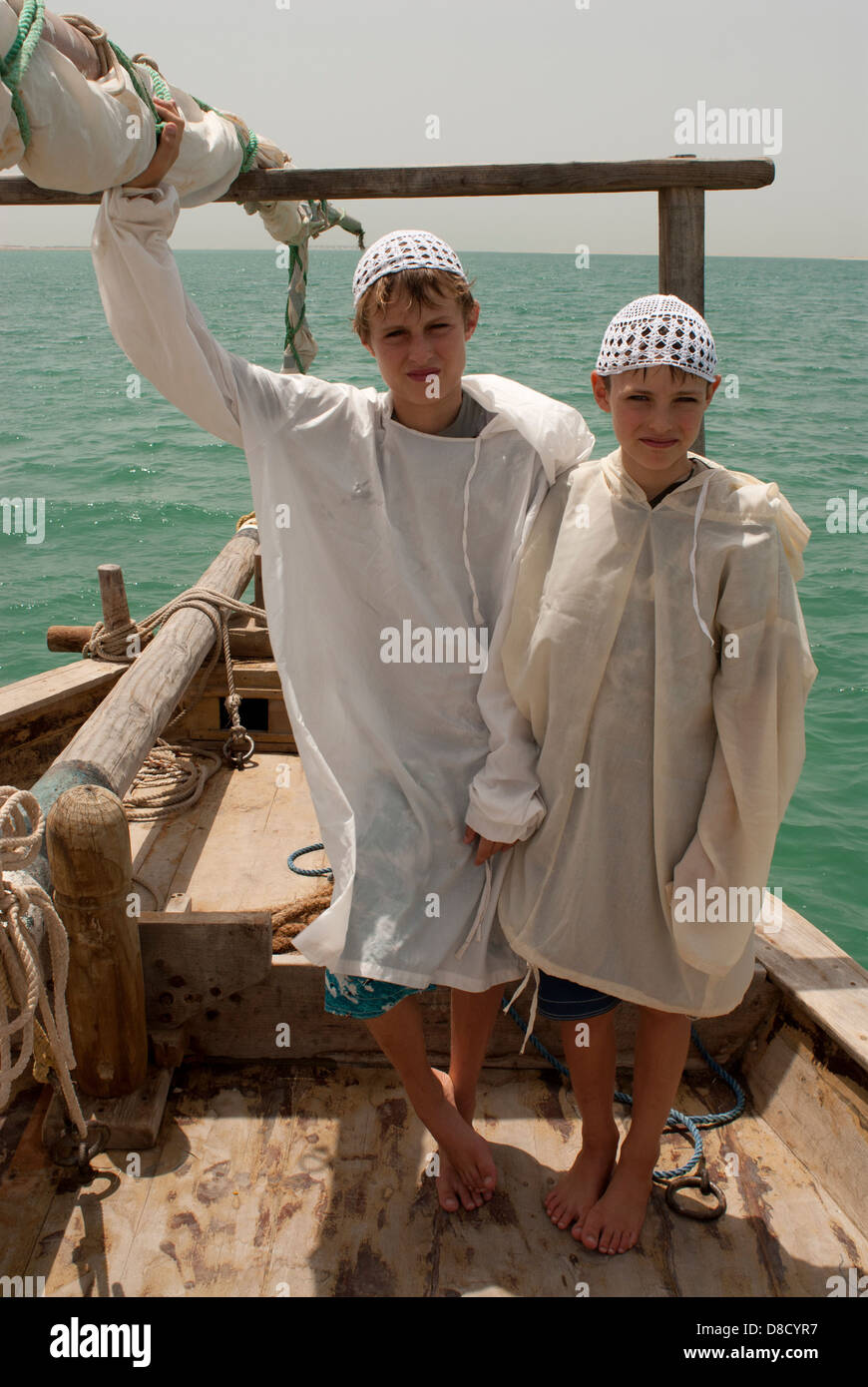 Pearl diving hires stock photography and images Alamy
