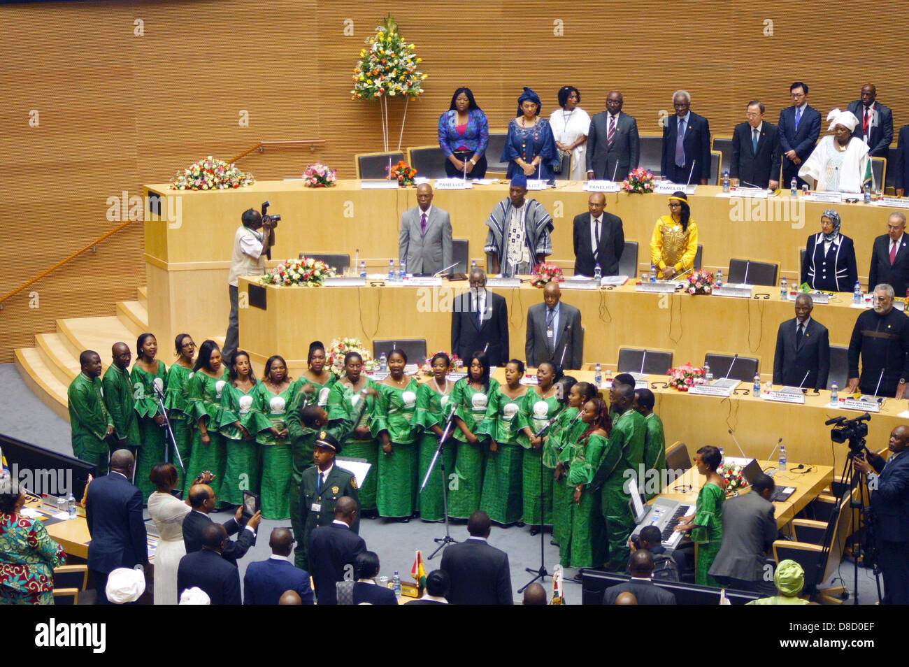 A choir sings the anthom of the African Union (AU) during a celebration of the 50th anniversary of the African Union in Addis Abeba, Ethiopia, 25 May 2013. Photo: Carola Frentzen Stock Photo