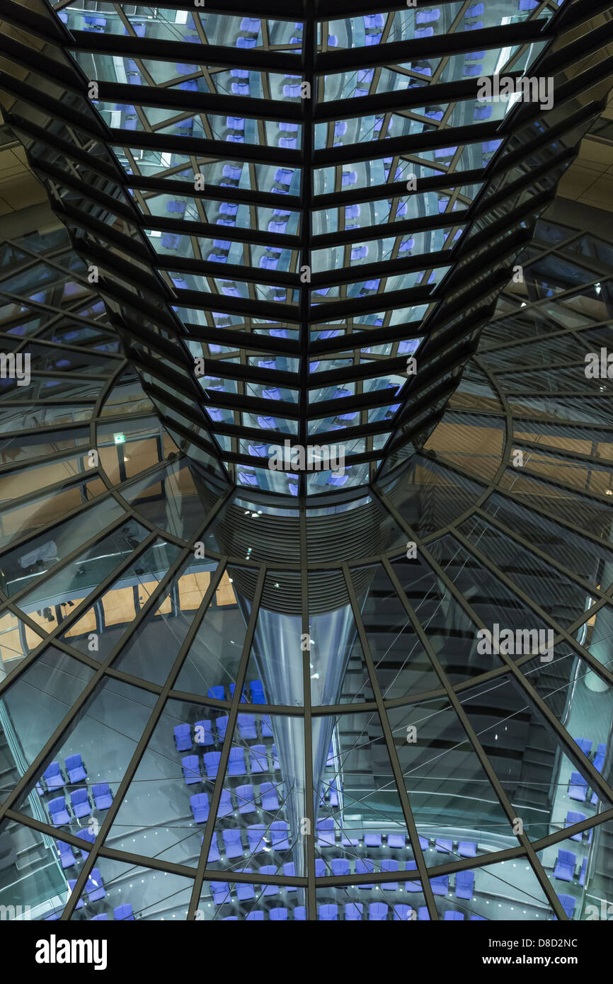 Bundestag architecture hi-res stock photography and images - Alamy