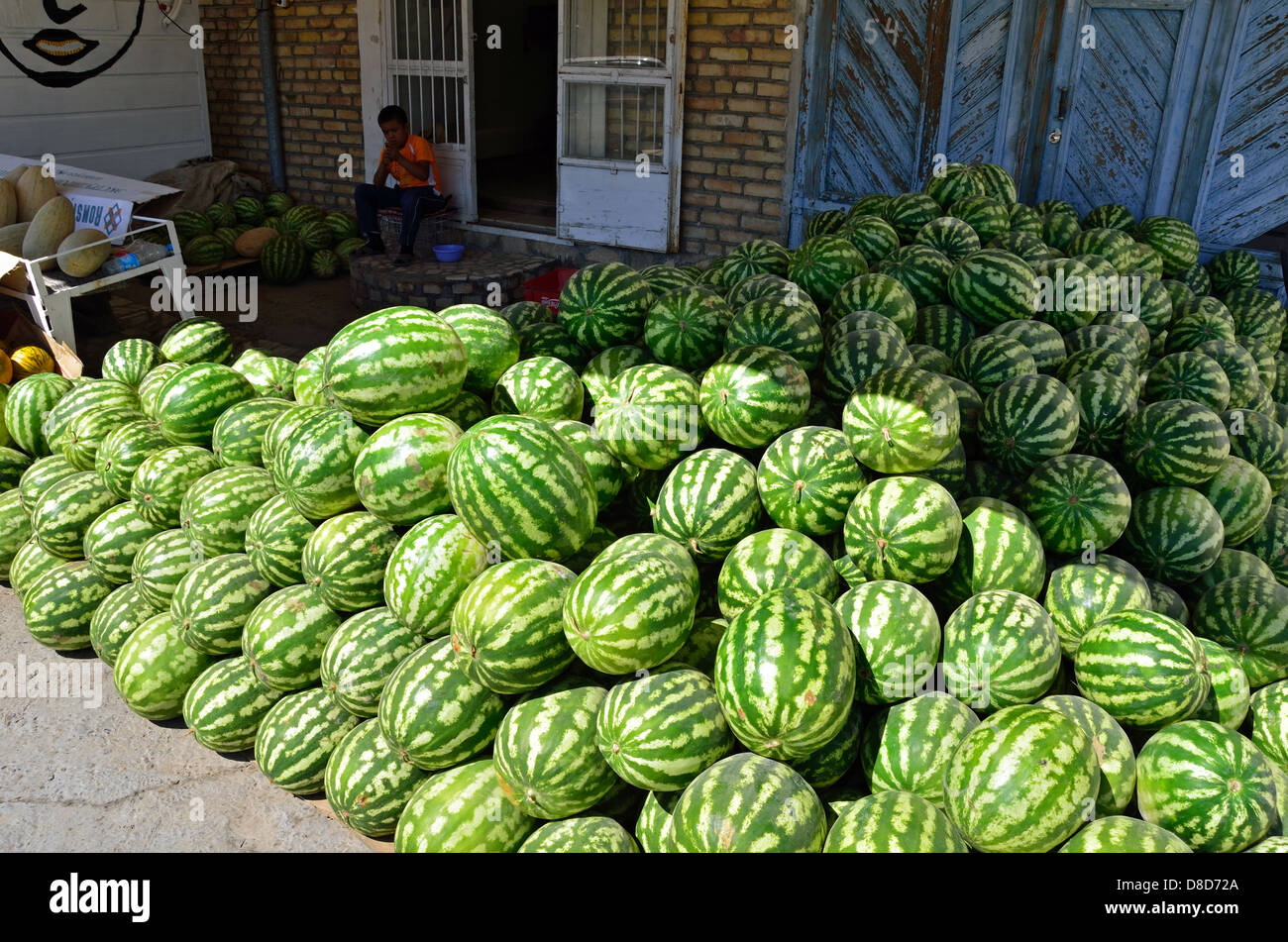Uzbekistan melon hires stock photography and images Alamy
