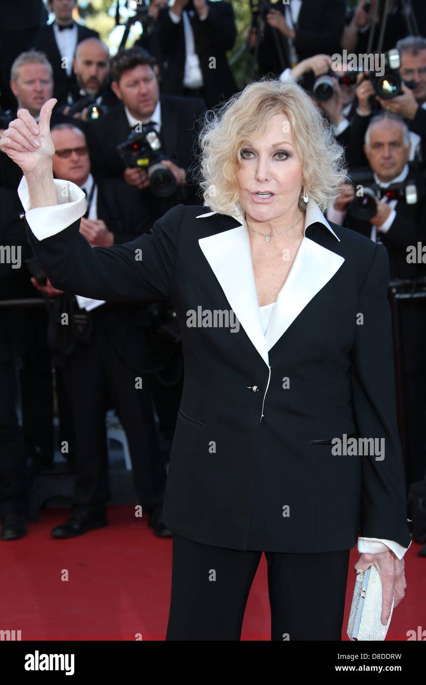 Cannes, France. 25th May, 2013. Actress Kim Novak attends the premiere of 'Venus In Fur' during the the 66th Cannes International Film Festival at Palais des Festivals in Cannes, France, on 25 May 2013. Photo: Hubert Boesl/dpa/Alamy Live News Stock Photo