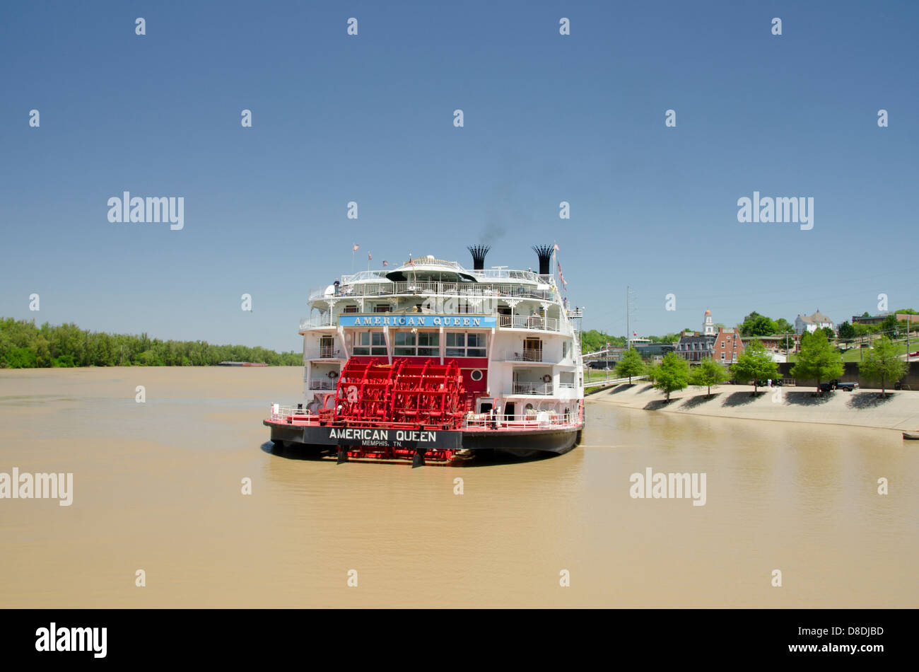 Mississippi, Vicksburg. American Queen cruise paddlewheel boat on the