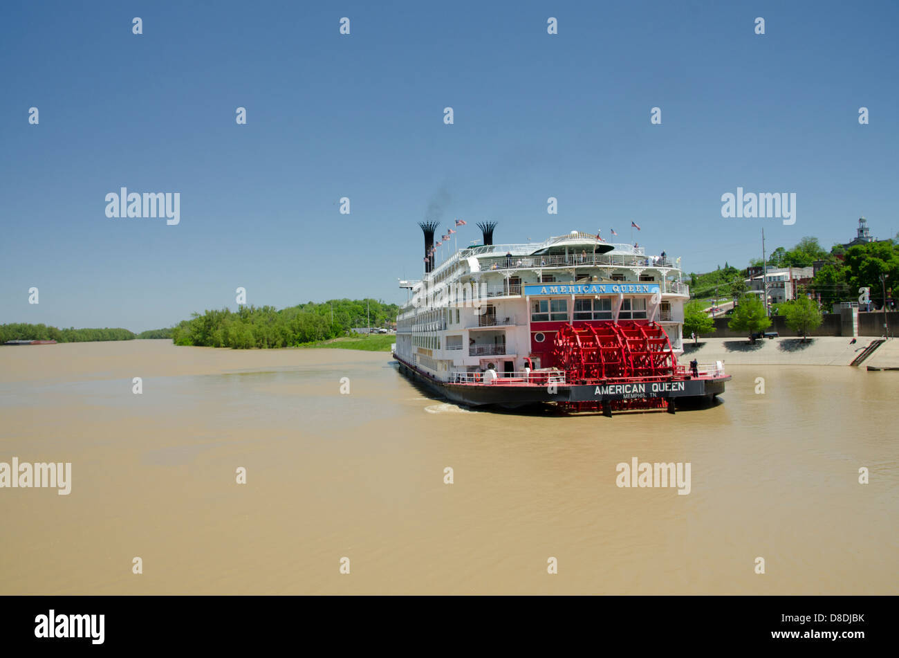 Mississippi, Vicksburg. American Queen cruise paddlewheel boat on the