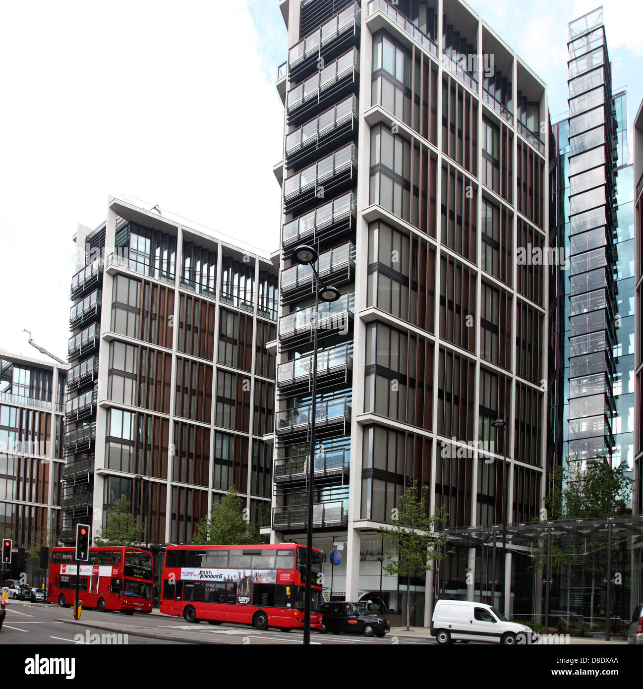 1 Hyde Park, London's most expensive apartment building, designed by Richard Rogers Stock Photo