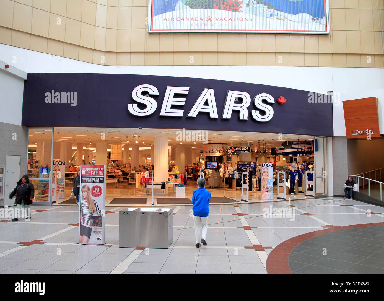 Sears Store Entrance and Sign Stock Photo Alamy