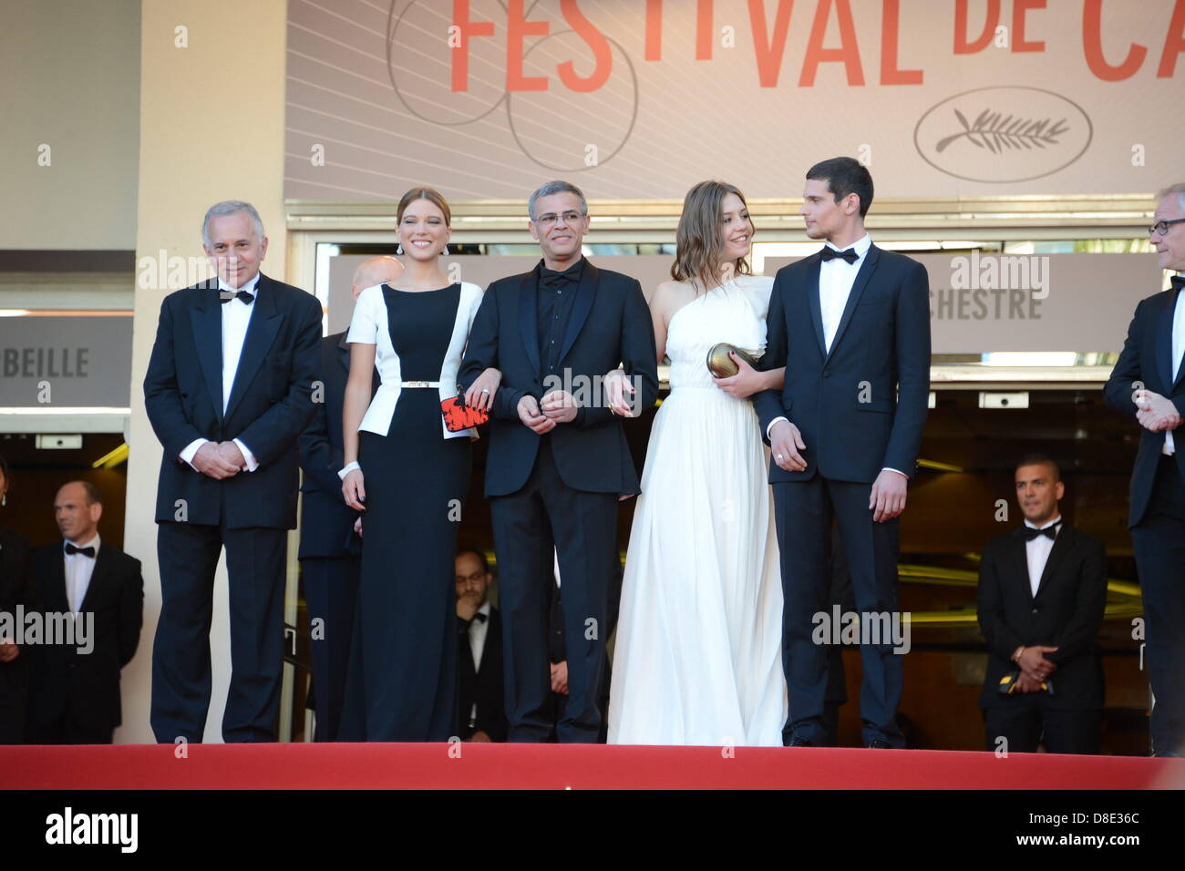 Cannes, France. May 26, 2013. (L-R) Actors Jeremie Laheurte, Adele Exarchopoulos, director Abdellatif Kechiche, actress Lea Seydoux and producer Brahim Chioua attend the Premiere of 'Zulu' and the Closing Ceremony of The 66th Annual Cannes Film Festival at Palais des Festivals on May 26, 2013 in Cannes, France. (Credit Image: Credit:  Frederick Injimbert/ZUMAPRESS.com/Alamy Live News) Stock Photo