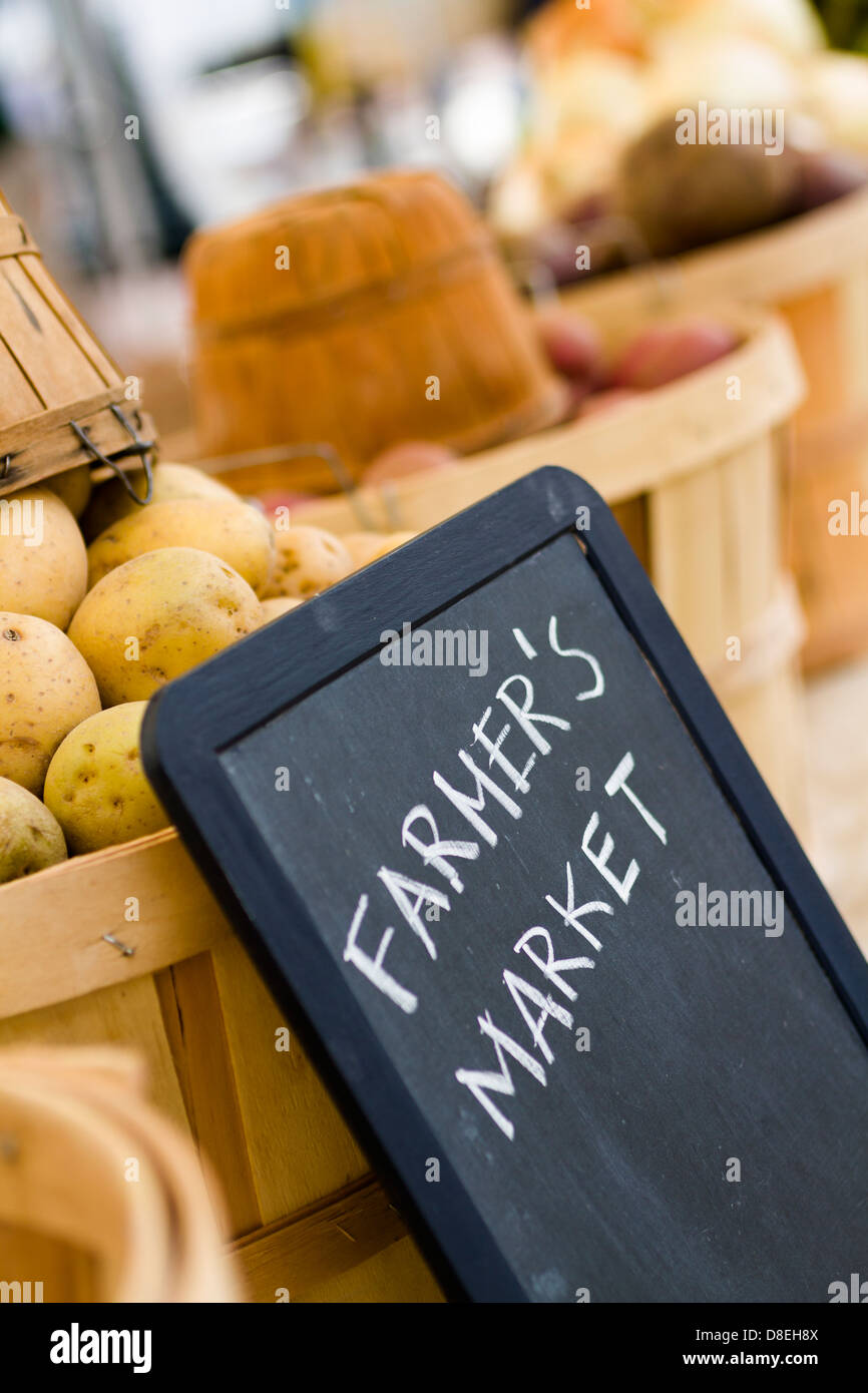 Fresh produce on sale at the local farmers market Stock Photo - Alamy