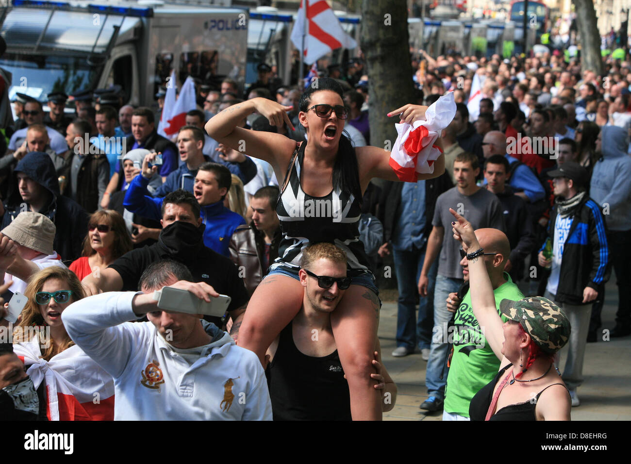 London, UK. 27th May 2013.  The Right-Wing Pressure Group, The English Defence League, Protest Outside Downing Street in Response to the Woolwich Murder of Lee Rigby  Credit:  Mario Mitsis / Alamy Live News Stock Photo