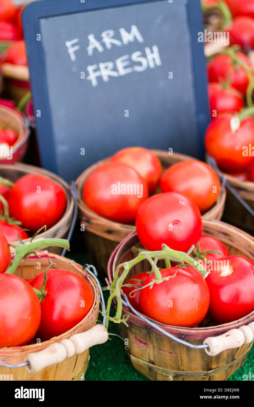 Fresh produce on sale at the local farmers market Stock Photo - Alamy